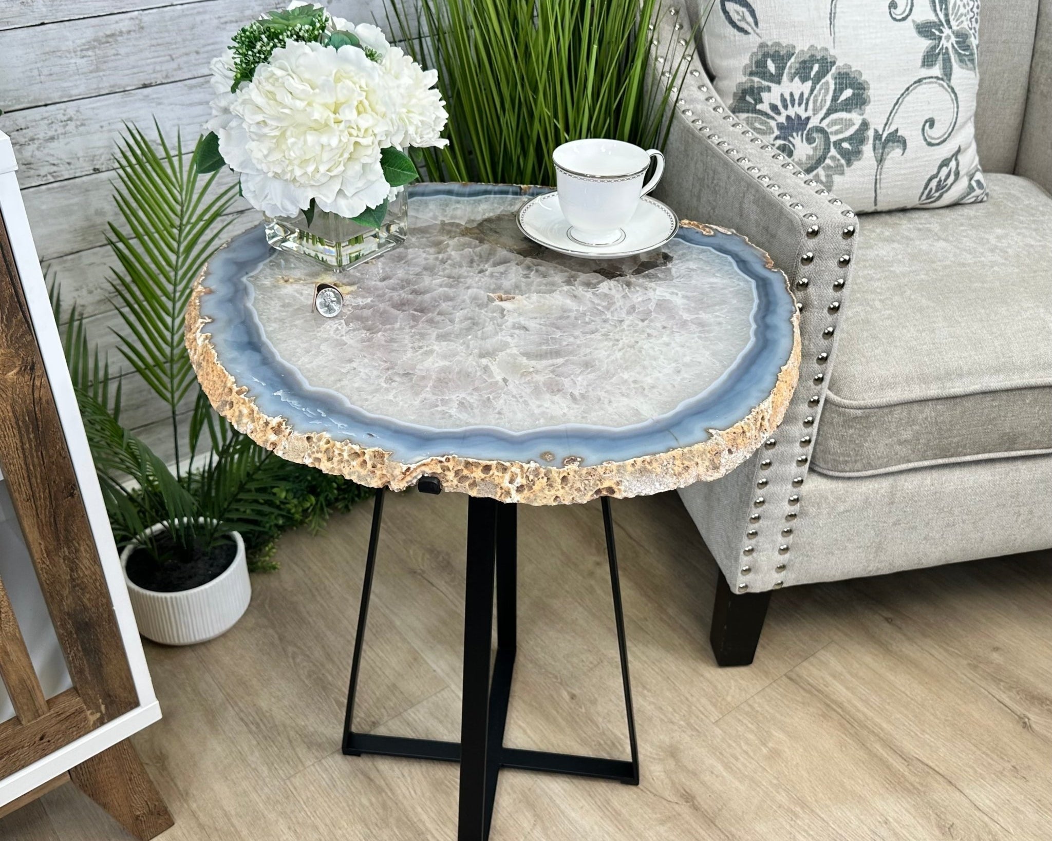 AGATE SIDE TABLES - Brazil Gems