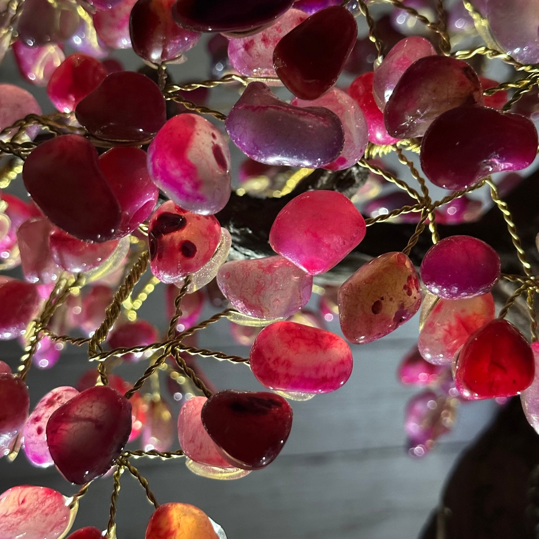 22" Tall Pink Agate Gemstone Tree w/ Amethyst base, 540 gems #5406PA-008 - Brazil GemsBrazil Gems22" Tall Pink Agate Gemstone Tree w/ Amethyst base, 540 gems #5406PA-008Gemstone Trees5406PA-008