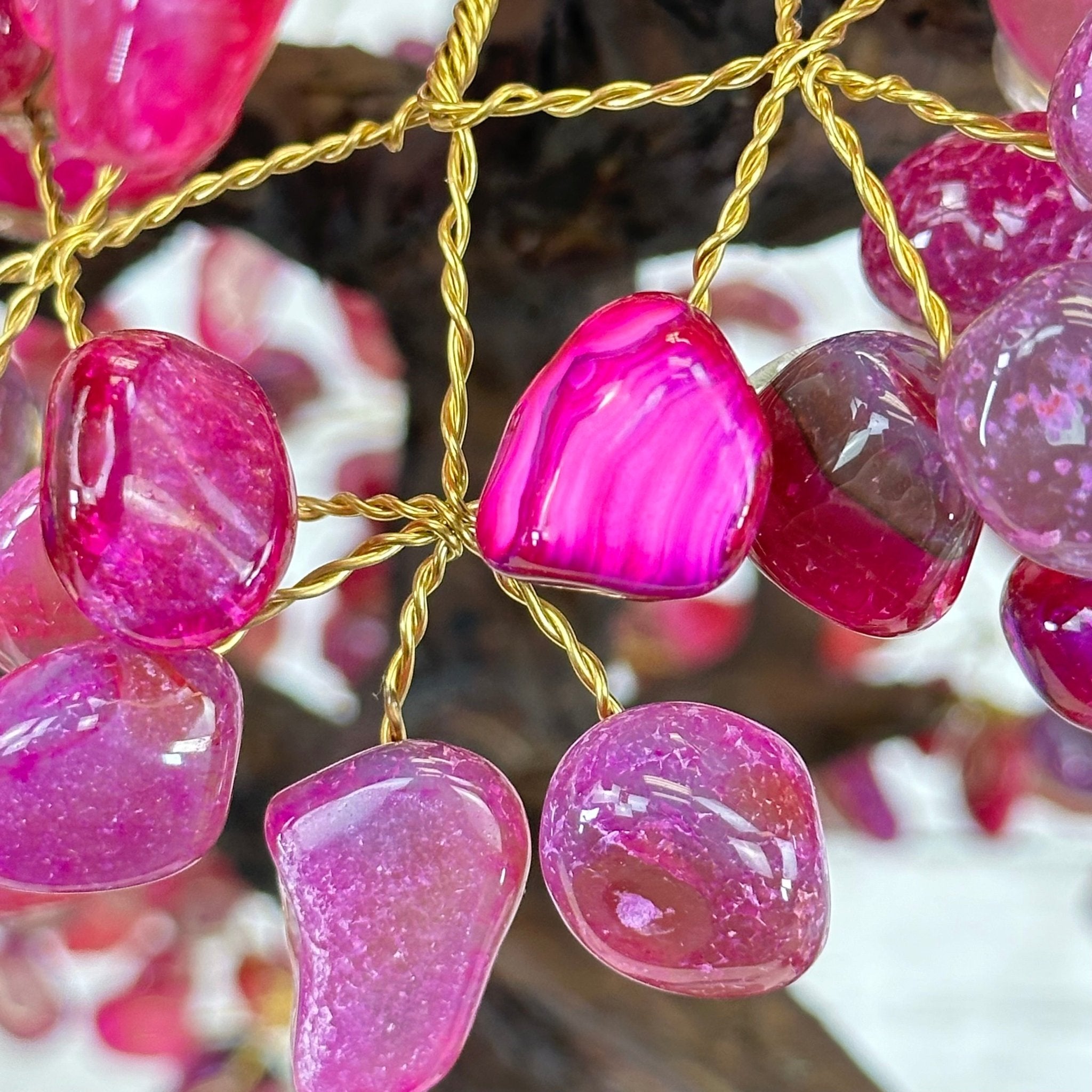 22" Tall Pink Agate Gemstone Tree w/ Amethyst base, 540 gems #5406PA-008 - Brazil GemsBrazil Gems22" Tall Pink Agate Gemstone Tree w/ Amethyst base, 540 gems #5406PA-008Gemstone Trees5406PA-008