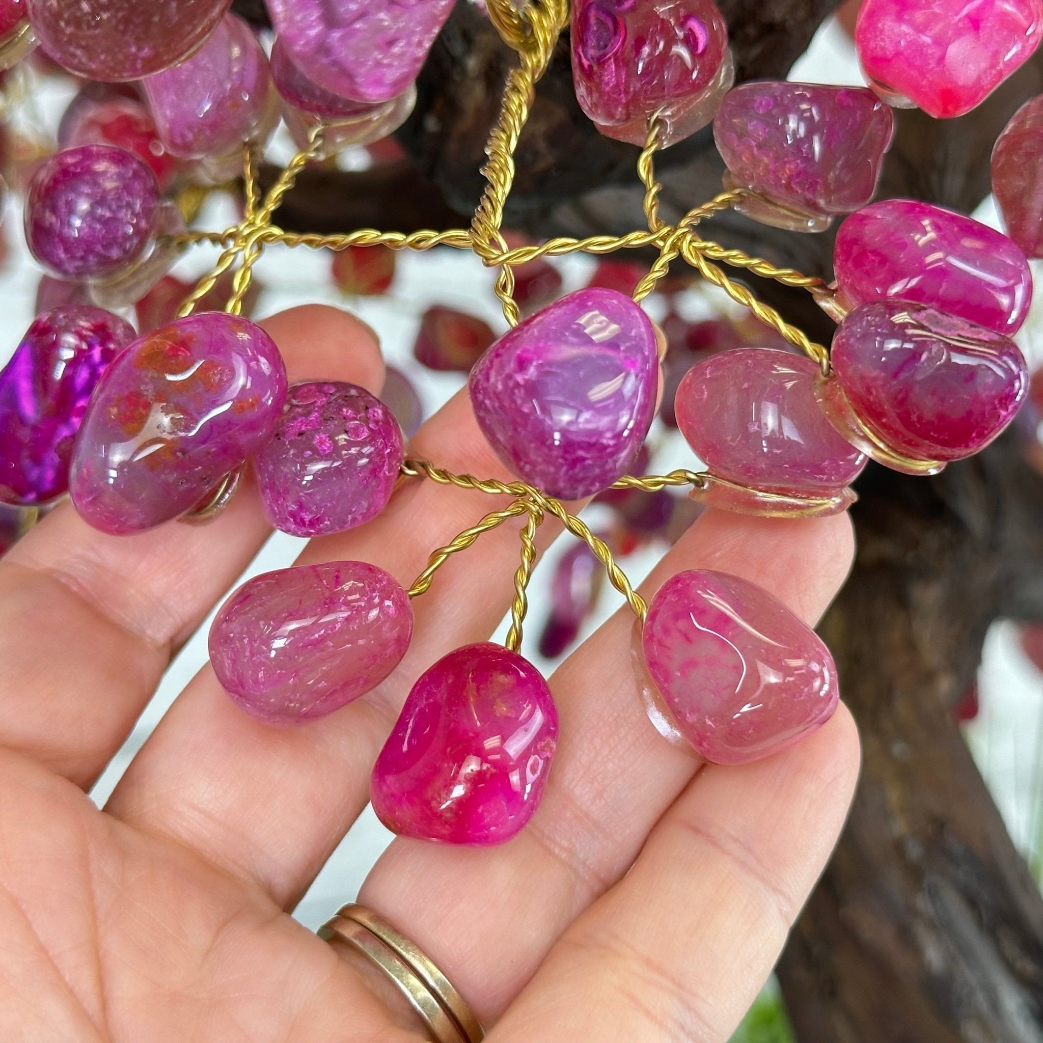 22" Tall Pink Agate Gemstone Tree w/ Amethyst base, 540 gems #5406PA-008 - Brazil GemsBrazil Gems22" Tall Pink Agate Gemstone Tree w/ Amethyst base, 540 gems #5406PA-008Gemstone Trees5406PA-008
