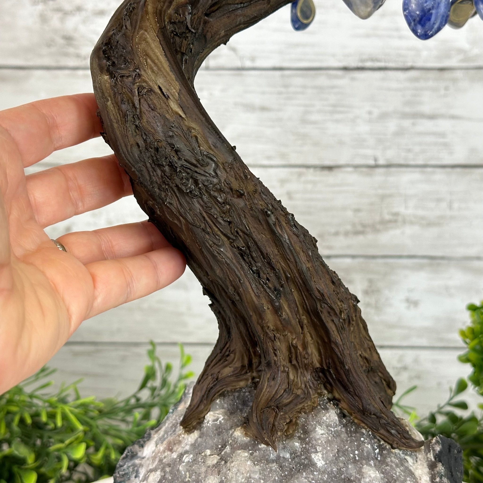 22" Tall Sodalite Gemstone Tree w/ Amethyst base, 540 gems #5406SO-008 - Brazil GemsBrazil Gems22" Tall Sodalite Gemstone Tree w/ Amethyst base, 540 gems #5406SO-008Gemstone Trees5406SO-008