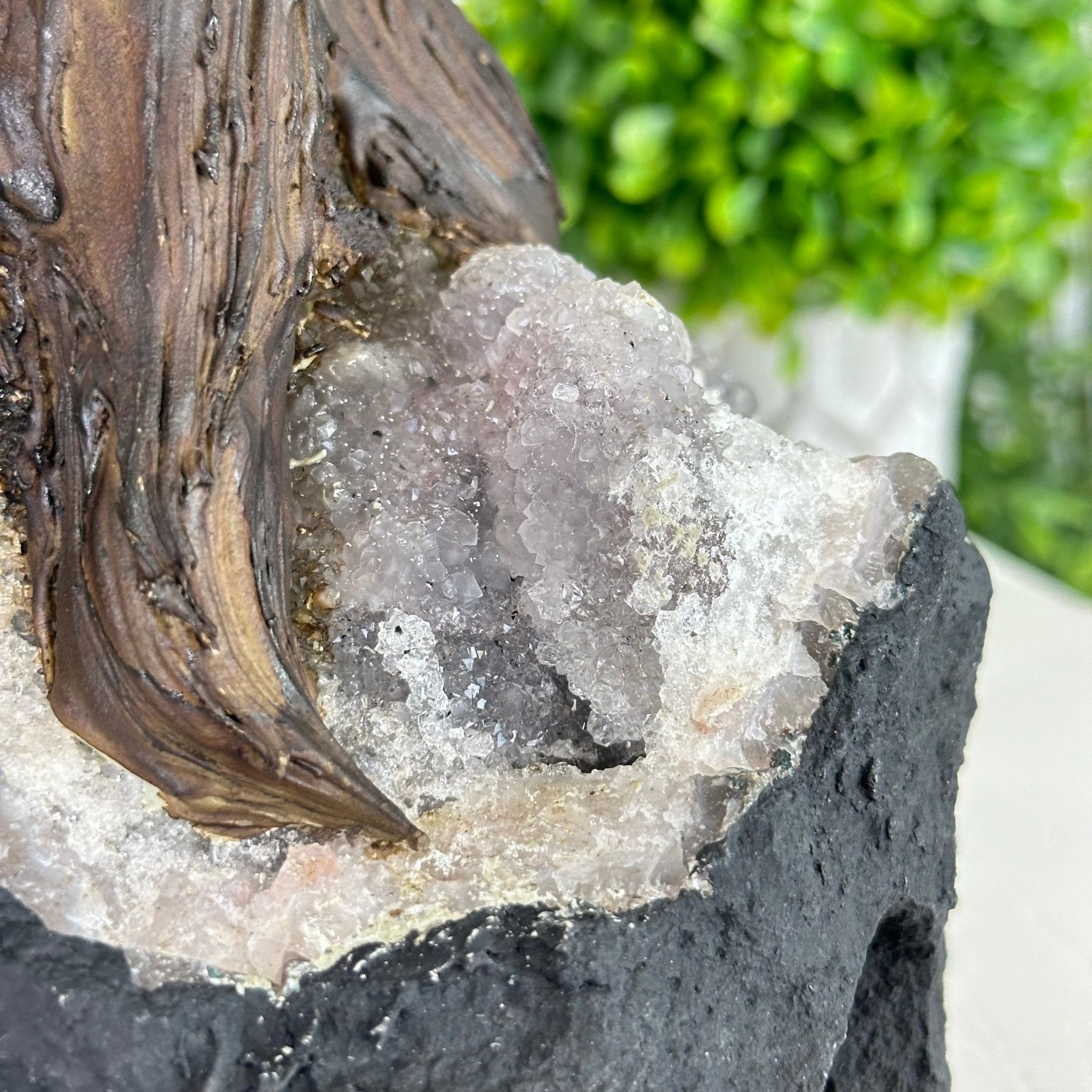 22" Tall Sodalite Gemstone Tree w/ Amethyst base, 540 gems #5406SO-008 - Brazil GemsBrazil Gems22" Tall Sodalite Gemstone Tree w/ Amethyst base, 540 gems #5406SO-008Gemstone Trees5406SO-008