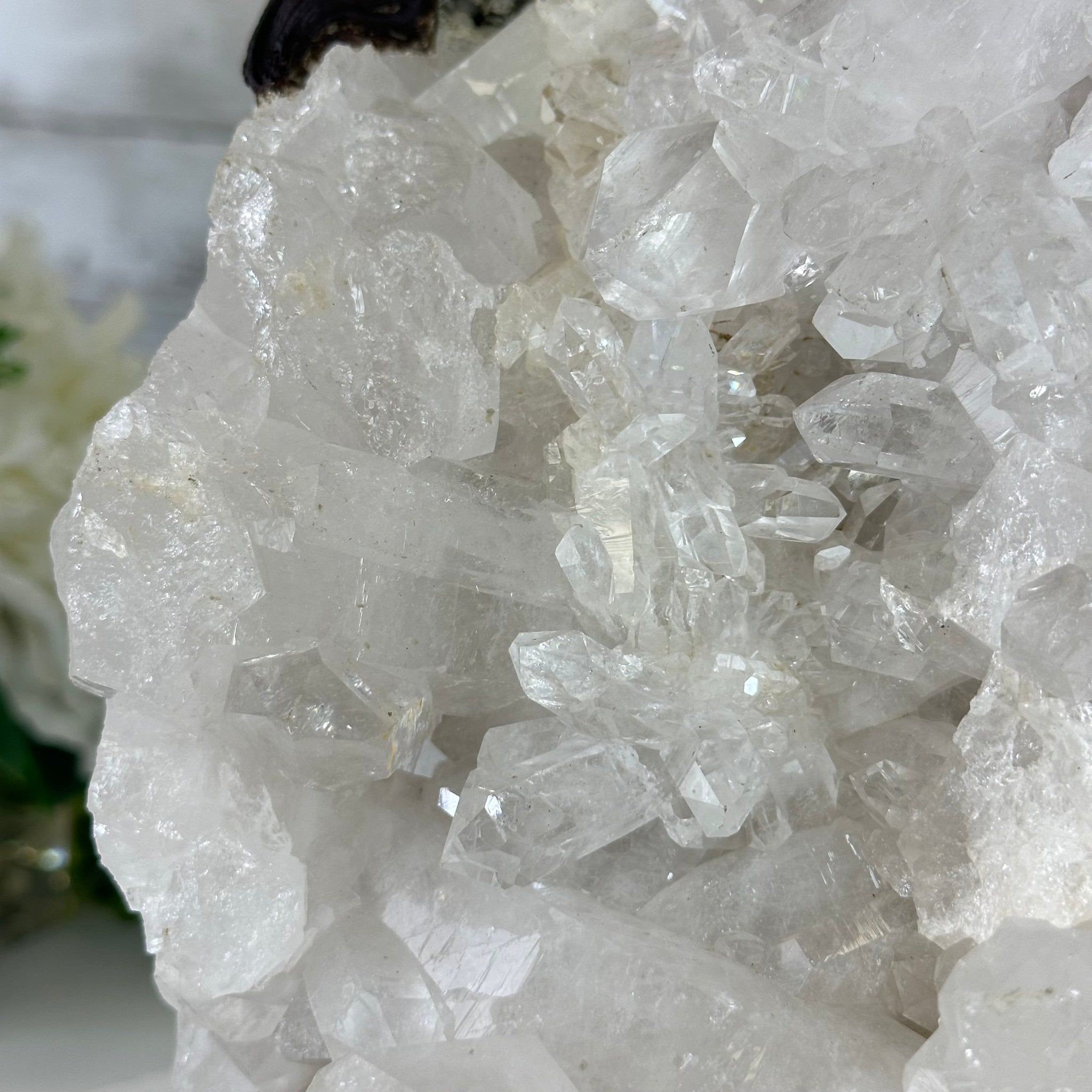 25" Tall Special Amethyst Gemstone Tree w/ Amethyst base, 600 Gems #5459AMMQ-001 - Brazil GemsBrazil Gems25" Tall Special Amethyst Gemstone Tree w/ Amethyst base, 600 Gems #5459AMMQ-001Gemstone Trees5459AMMQ-001