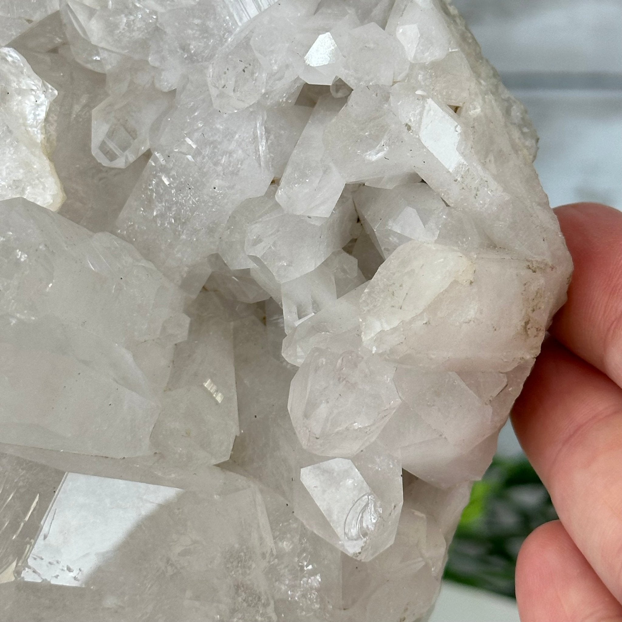 25" Tall Special Amethyst Gemstone Tree w/ Amethyst base, 600 Gems #5459AMMQ-001 - Brazil GemsBrazil Gems25" Tall Special Amethyst Gemstone Tree w/ Amethyst base, 600 Gems #5459AMMQ-001Gemstone Trees5459AMMQ-001