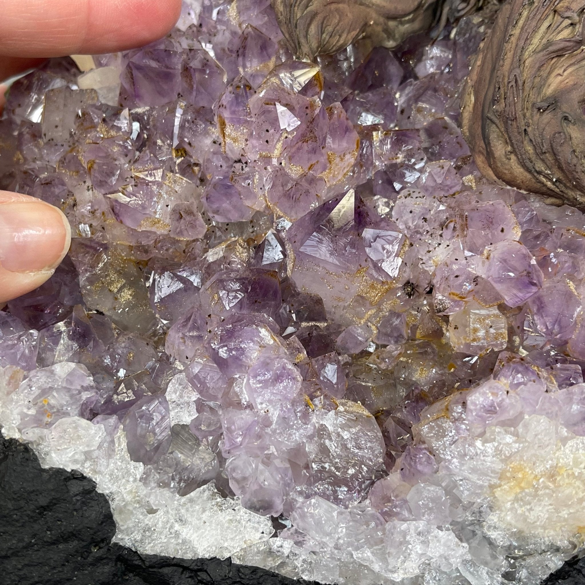 43" Tall Special Amethyst Gemstone Tree w/ Amethyst base, 1140 Gems, Handmade Model #5440AM-002 by Brazil Gems - Brazil GemsBrazil Gems43" Tall Special Amethyst Gemstone Tree w/ Amethyst base, 1140 Gems, Handmade Model #5440AM-002 by Brazil GemsGemstone Trees5440AM-002