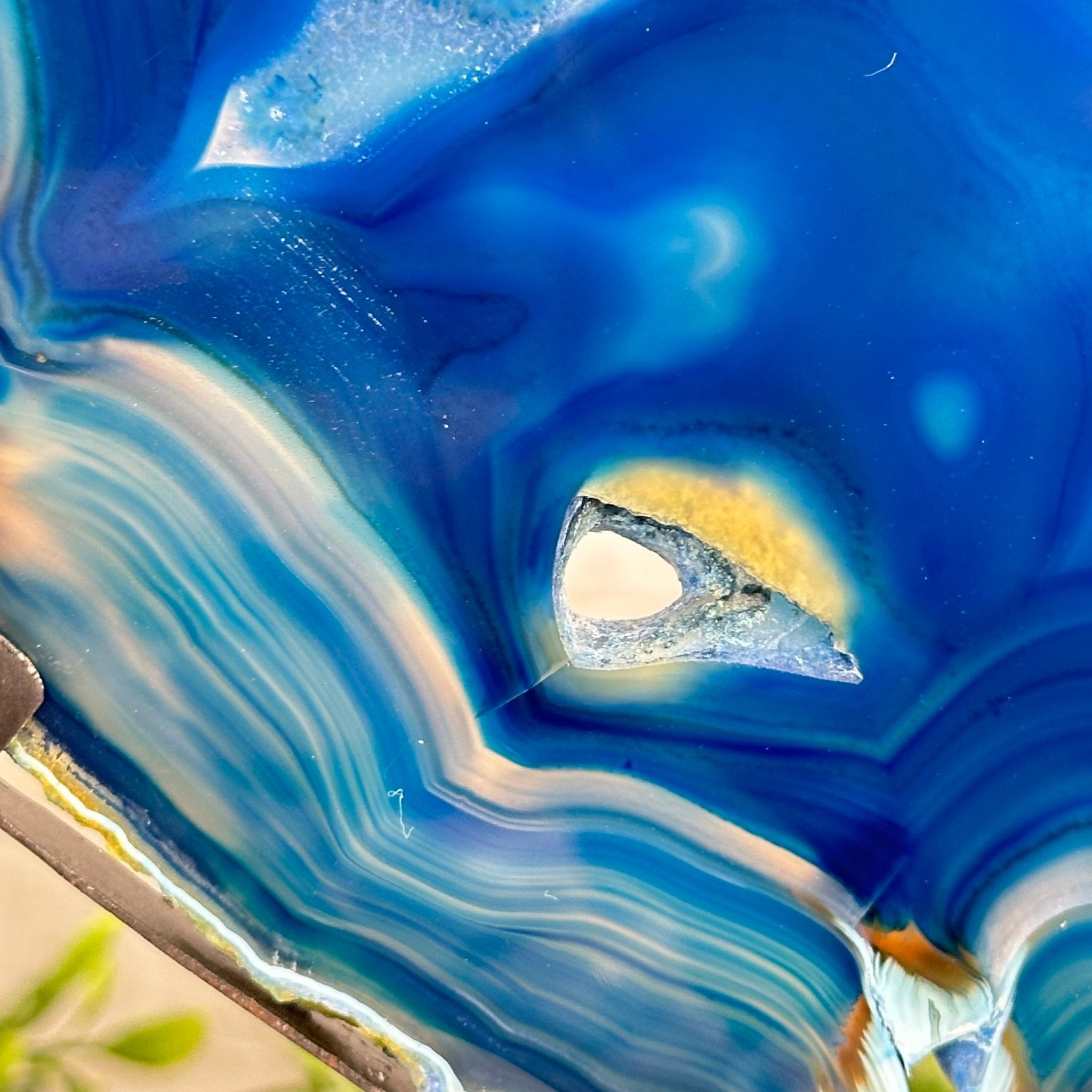 Brazilian Blue Agate Slice on a Metal Stand, 11.5" Tall #5055-0134 - Brazil GemsBrazil GemsBrazilian Blue Agate Slice on a Metal Stand, 11.5" Tall #5055-0134Slices on Fixed Bases5055-0134