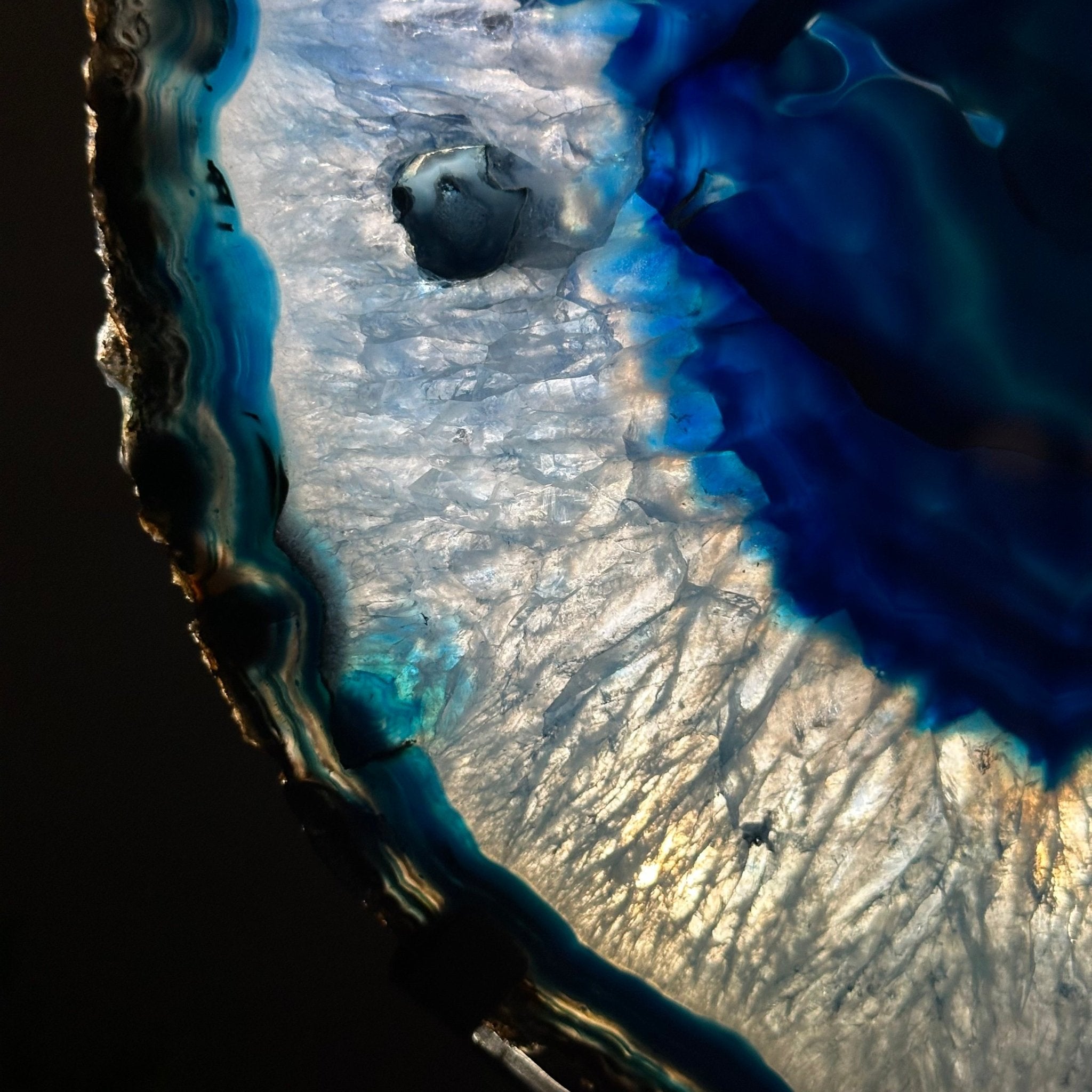 Brazilian Blue Agate Slice on a Metal Stand, 12.3" Tall #5055 - 0146 - Brazil GemsBrazil GemsBrazilian Blue Agate Slice on a Metal Stand, 12.3" Tall #5055 - 0146Slices on Fixed Bases5055 - 0146