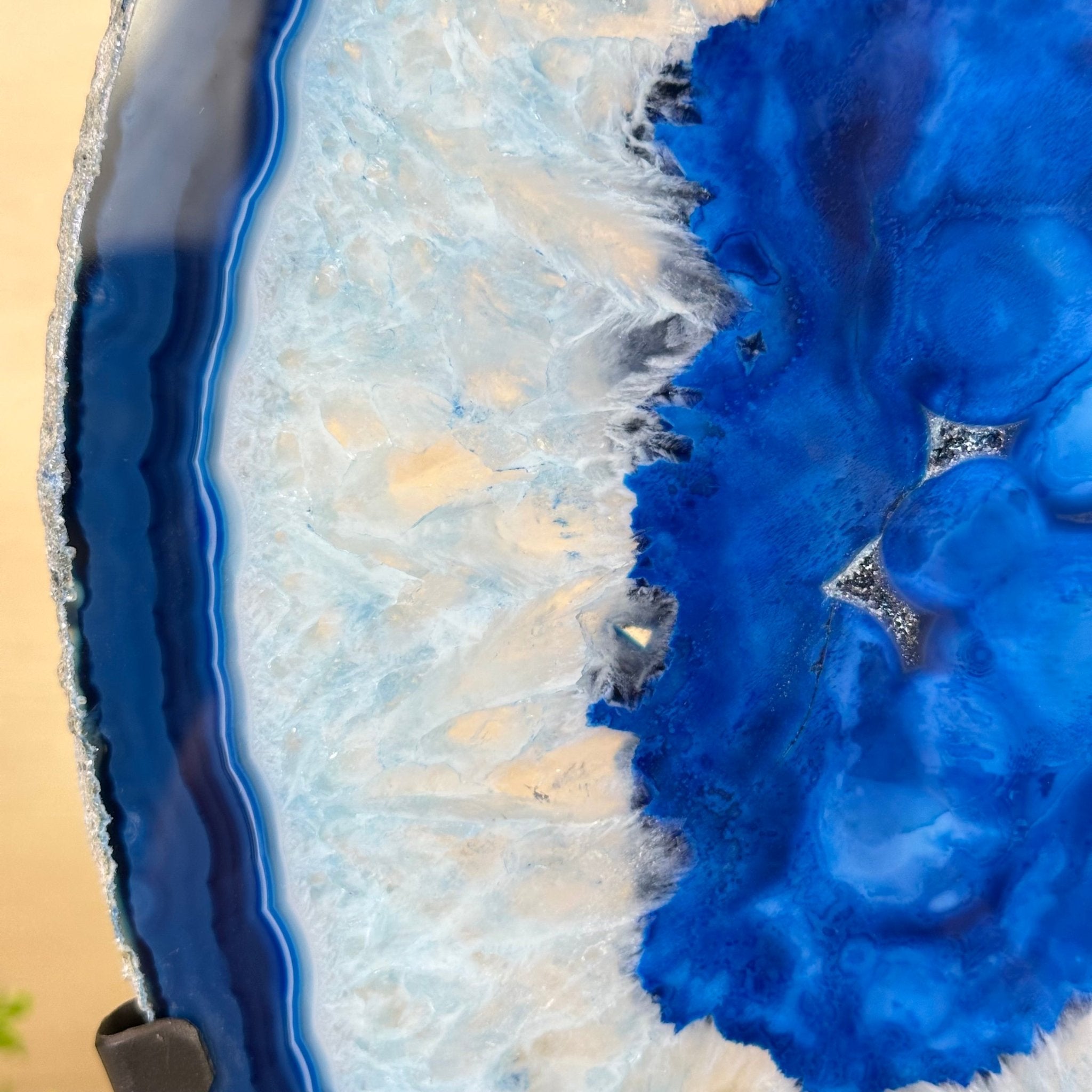 Brazilian Blue Agate Slice on a Metal Stand, 13" Tall #5055 - 0154 - Brazil GemsBrazil GemsBrazilian Blue Agate Slice on a Metal Stand, 13" Tall #5055 - 0154Slices on Fixed Bases5055 - 0154