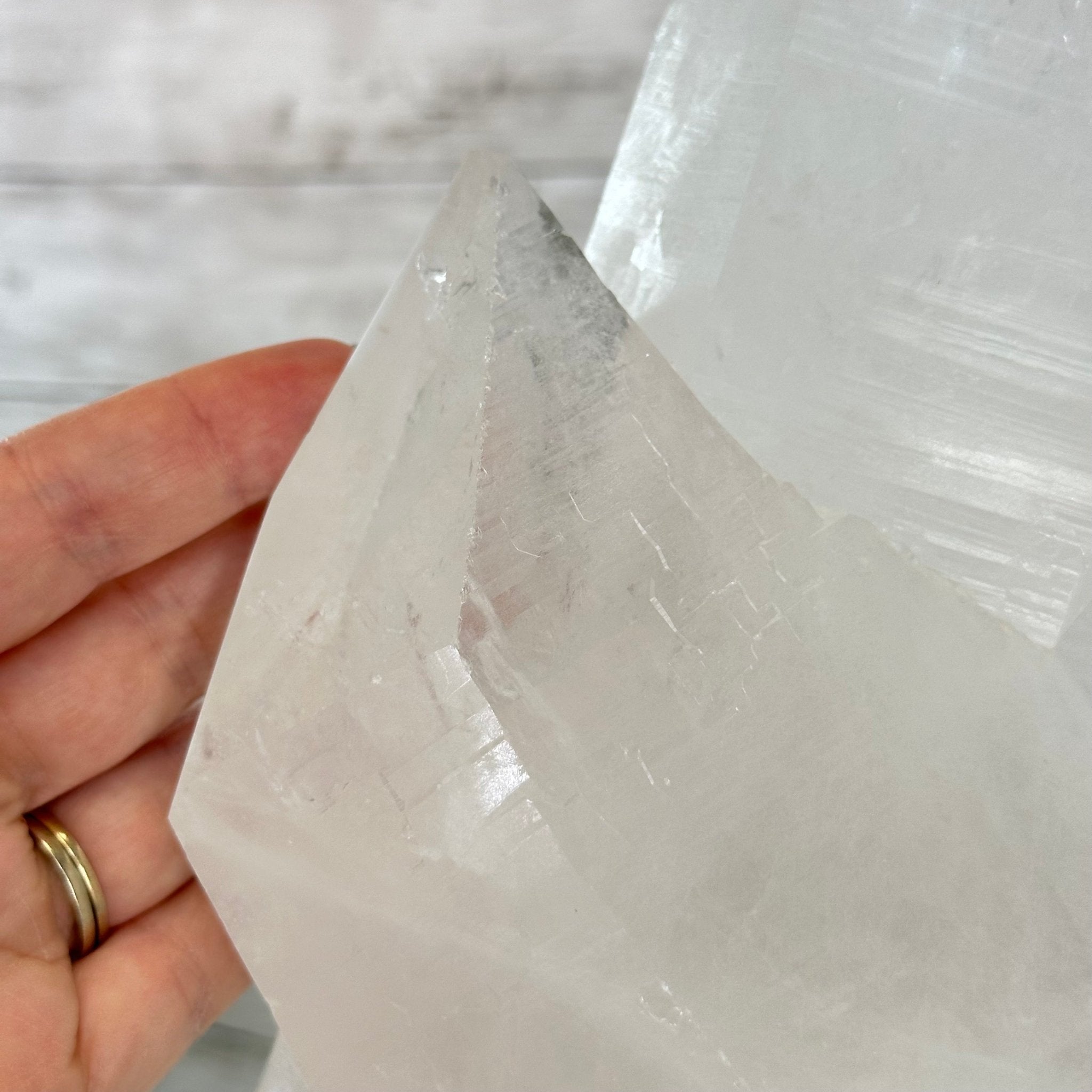 Clear Quartz Crystal Point on Rotating Base, 38.7 lbs & 20.5" Tall #3120CQ-007 - Brazil GemsBrazil GemsClear Quartz Crystal Point on Rotating Base, 38.7 lbs & 20.5" Tall #3120CQ-007Crystal Points3120CQ-007
