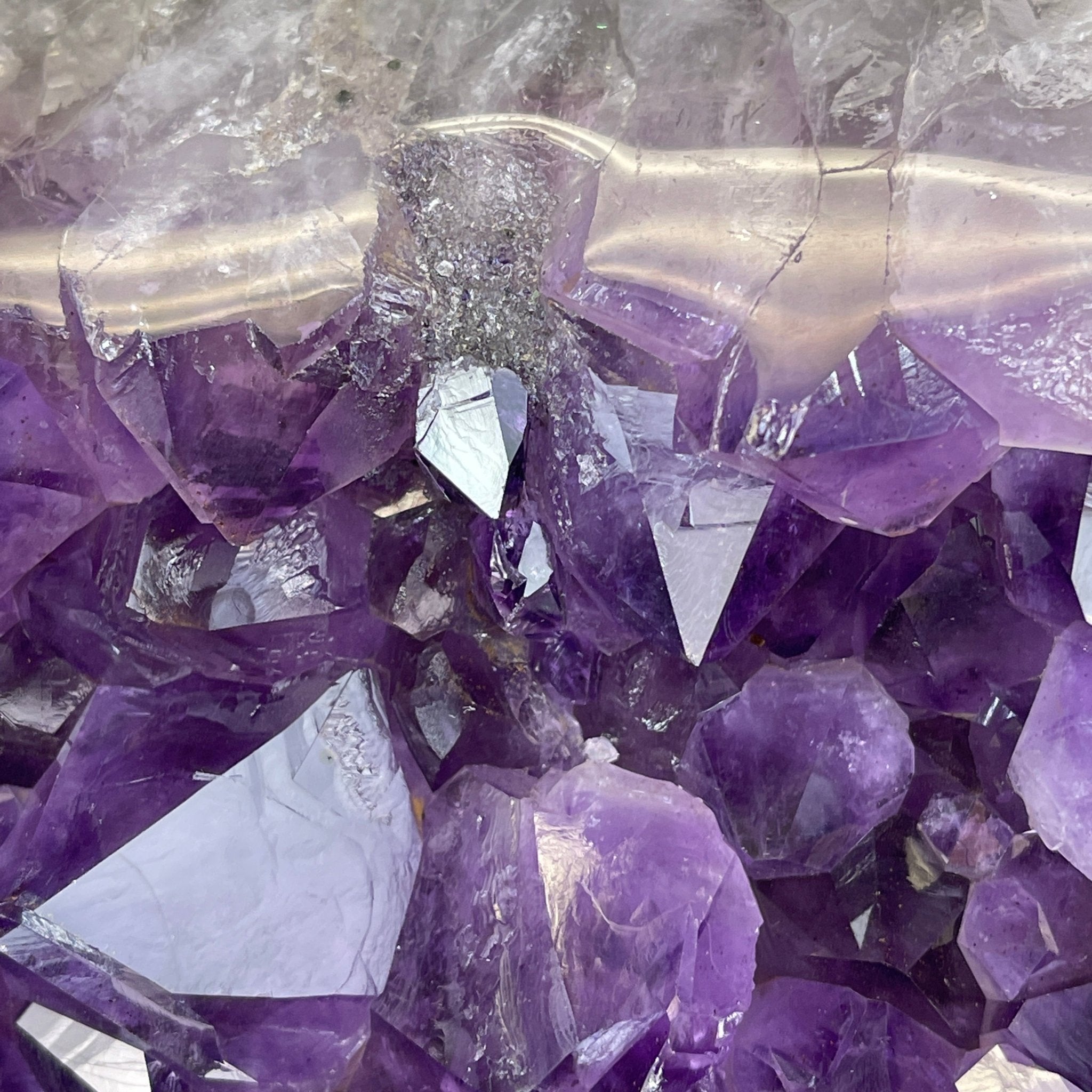 Extra Plus Quality Amethyst Heart Geode, metal stand, 57.9 lbs & 20.75" Tall #5463-0193 by Brazil Gems - Brazil GemsBrazil GemsExtra Plus Quality Amethyst Heart Geode, metal stand, 57.9 lbs & 20.75" Tall #5463-0193 by Brazil GemsHearts5463-0193