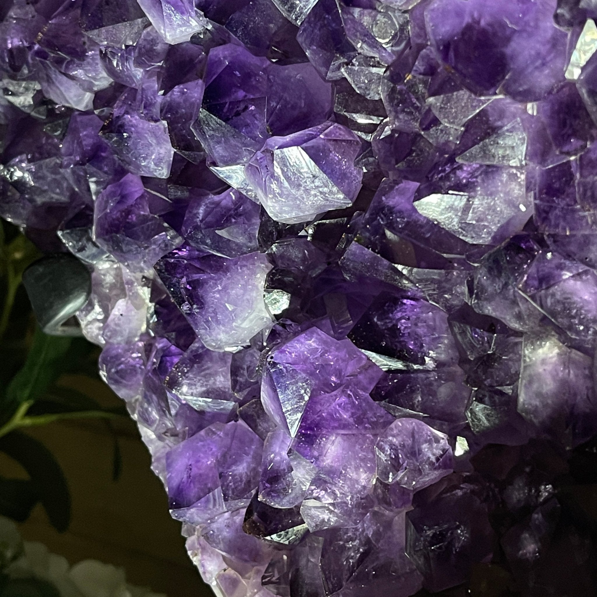 Extra Plus Quality Amethyst Heart Geode, metal stand, 57.9 lbs & 20.75" Tall #5463-0193 by Brazil Gems - Brazil GemsBrazil GemsExtra Plus Quality Amethyst Heart Geode, metal stand, 57.9 lbs & 20.75" Tall #5463-0193 by Brazil GemsHearts5463-0193