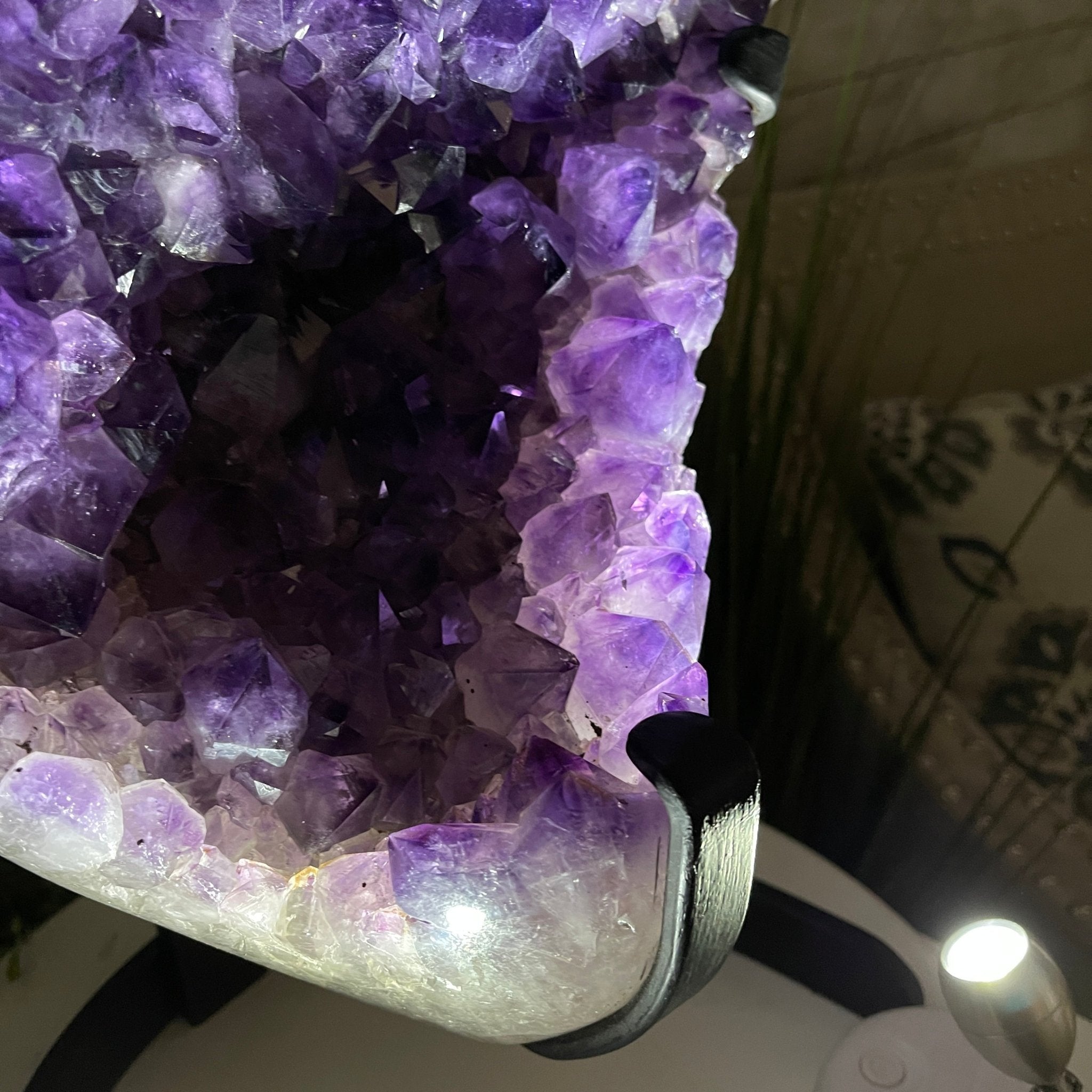Extra Plus Quality Amethyst Heart Geode, metal stand, 57.9 lbs & 20.75" Tall #5463-0193 by Brazil Gems - Brazil GemsBrazil GemsExtra Plus Quality Amethyst Heart Geode, metal stand, 57.9 lbs & 20.75" Tall #5463-0193 by Brazil GemsHearts5463-0193