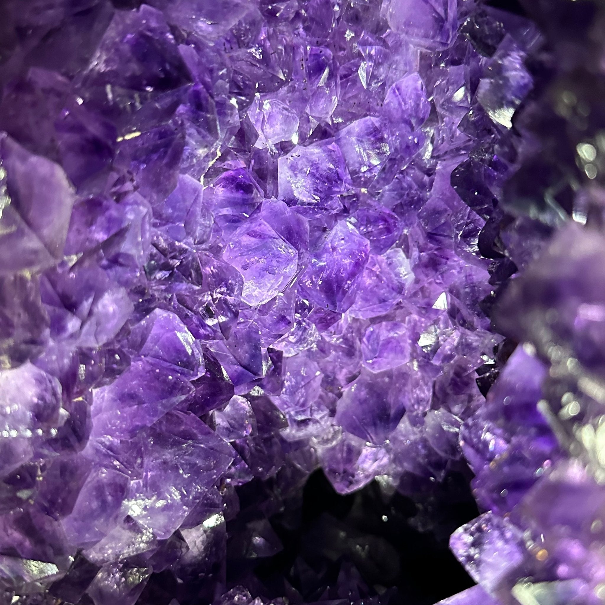 Extra Plus Quality Brazilian Amethyst Cathedral, 74.2 lbs & 19.1" Tall, Model #5601-0884 by Brazil Gems - Brazil GemsBrazil GemsExtra Plus Quality Brazilian Amethyst Cathedral, 74.2 lbs & 19.1" Tall, Model #5601-0884 by Brazil GemsCathedrals5601-0884