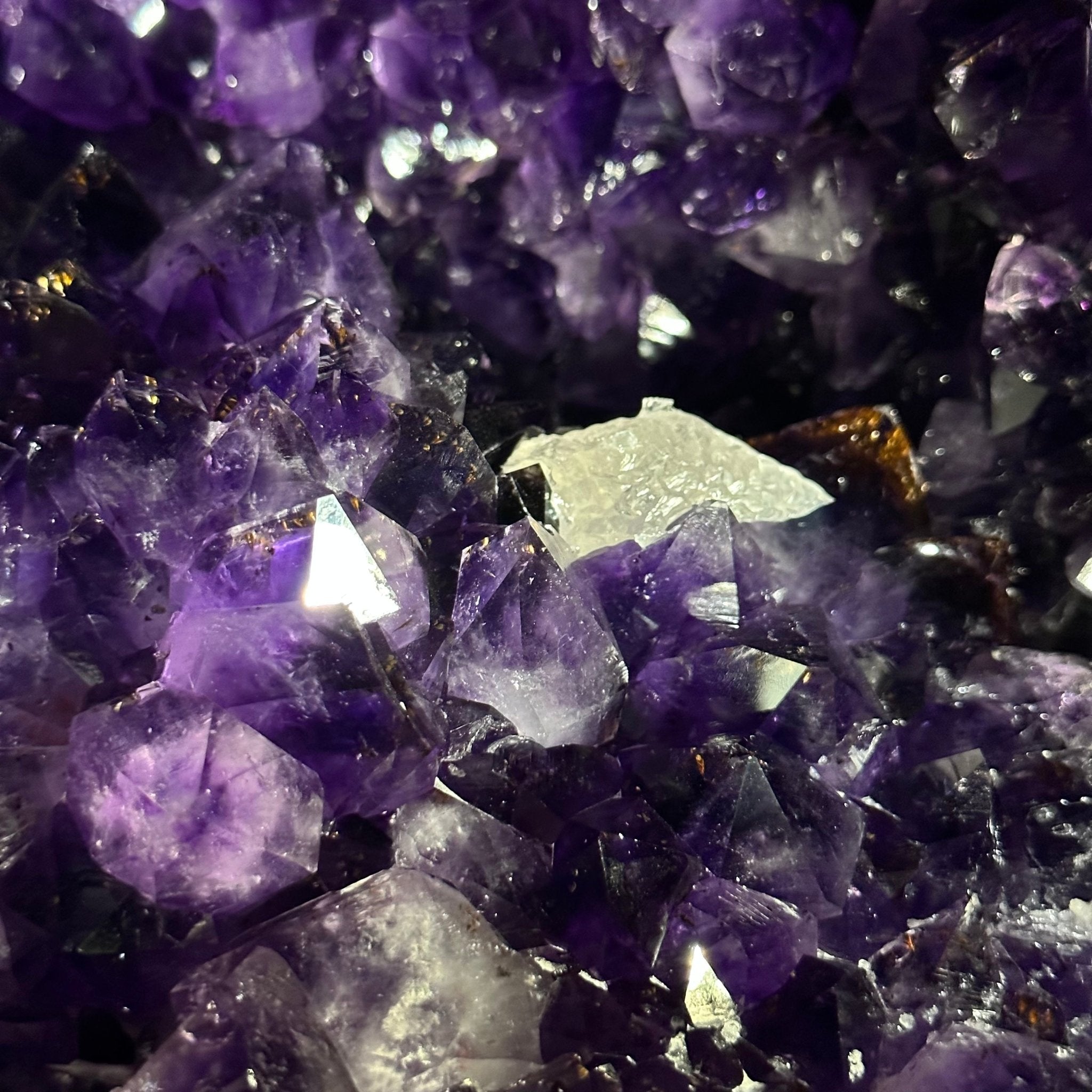 Extra Plus Quality Brazilian Amethyst Cathedral, 74.7 lbs & 13.5" Tall, Model #5601-0886 by Brazil Gems - Brazil GemsBrazil GemsExtra Plus Quality Brazilian Amethyst Cathedral, 74.7 lbs & 13.5" Tall, Model #5601-0886 by Brazil GemsCathedrals5601-0886