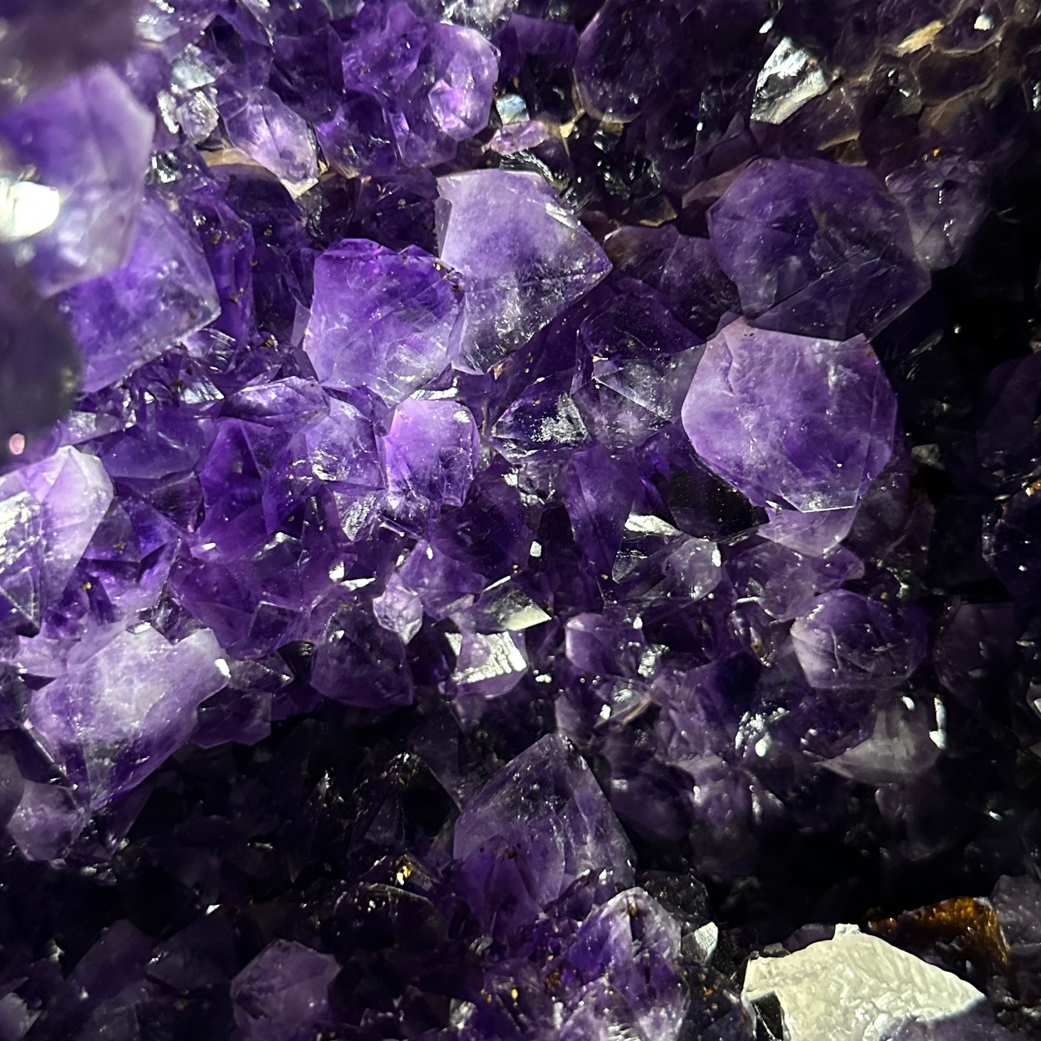 Extra Plus Quality Brazilian Amethyst Cathedral, 74.7 lbs & 13.5" Tall, Model #5601-0886 by Brazil Gems - Brazil GemsBrazil GemsExtra Plus Quality Brazilian Amethyst Cathedral, 74.7 lbs & 13.5" Tall, Model #5601-0886 by Brazil GemsCathedrals5601-0886