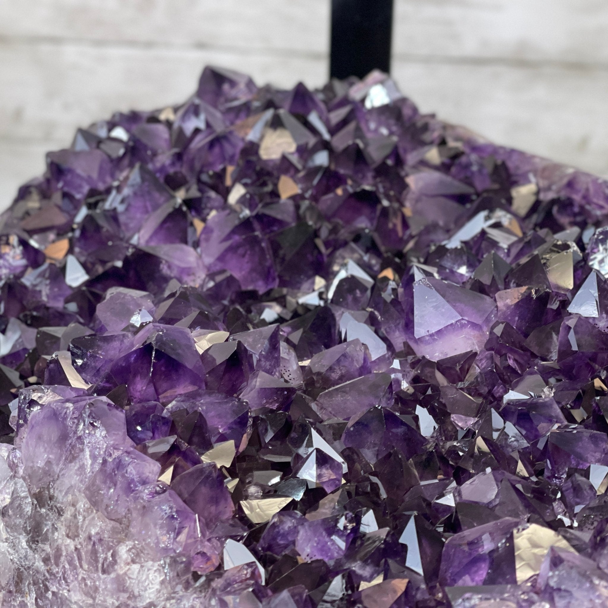 Extra Plus Quality Brazilian Amethyst Coffee Table, 144.6 lbs & 17.75" tall #1385-0035 by Brazil Gems - Brazil GemsBrazil GemsExtra Plus Quality Brazilian Amethyst Coffee Table, 144.6 lbs & 17.75" tall #1385-0035 by Brazil GemsTables: Coffee1385-0035