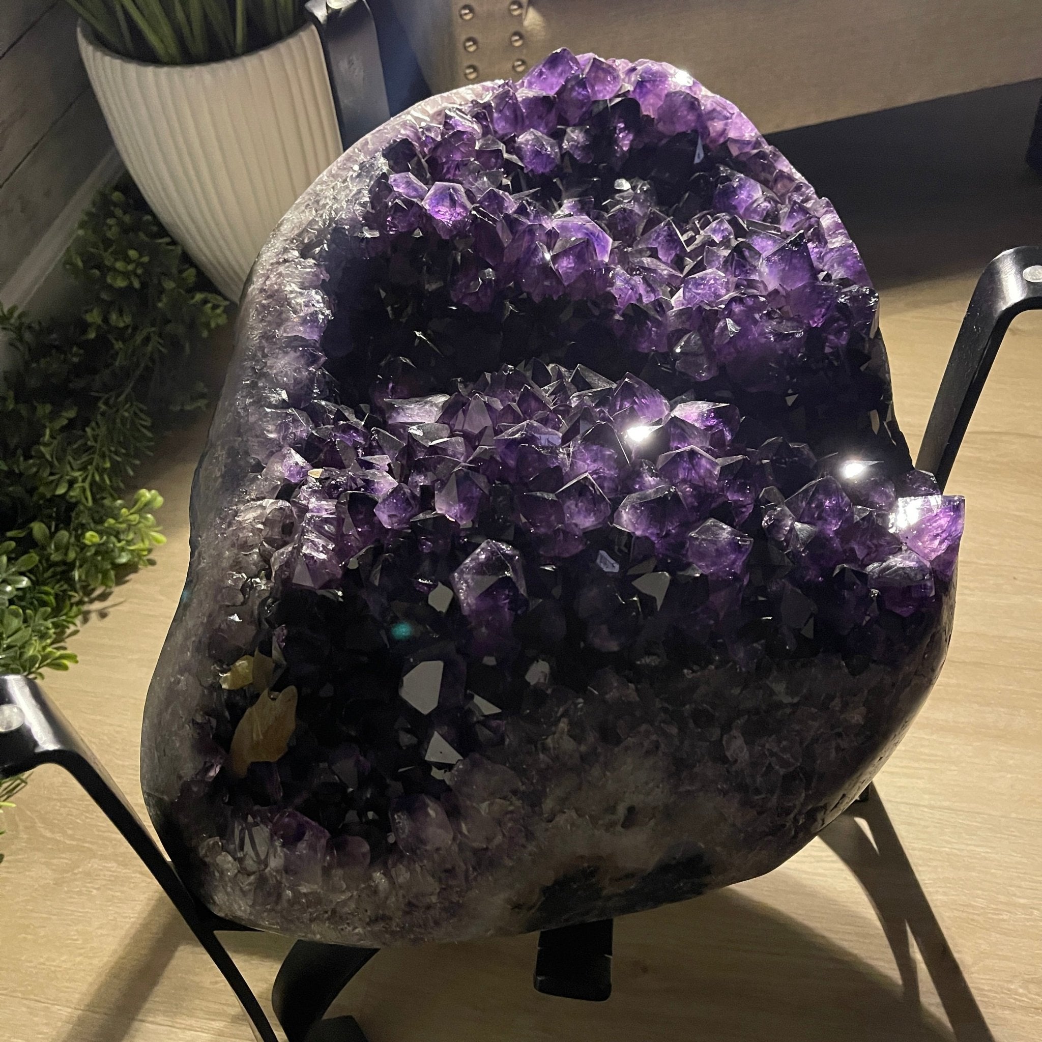 Extra Plus Quality Brazilian Amethyst Coffee Table, 144.6 lbs & 17.75" tall #1385-0035 by Brazil Gems - Brazil GemsBrazil GemsExtra Plus Quality Brazilian Amethyst Coffee Table, 144.6 lbs & 17.75" tall #1385-0035 by Brazil GemsTables: Coffee1385-0035