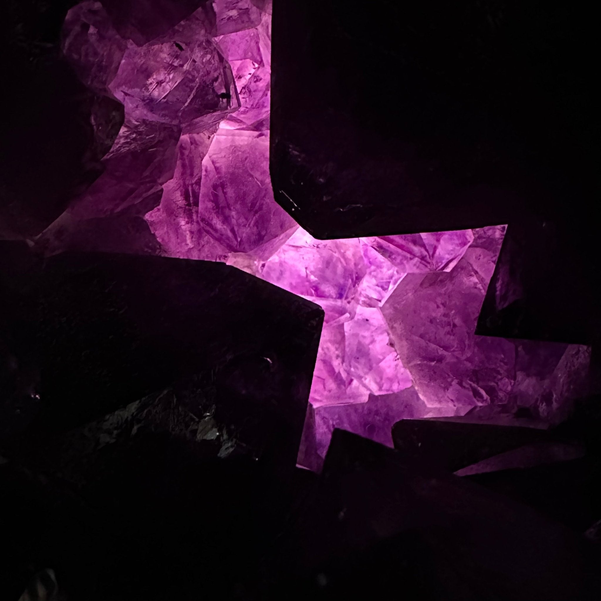 Extra Plus Quality Polished Brazilian Amethyst Cathedral, 165.3 lbs & 25.25" tall Model #5602-0019 by Brazil Gems - Brazil GemsBrazil GemsExtra Plus Quality Polished Brazilian Amethyst Cathedral, 165.3 lbs & 25.25" tall Model #5602-0019 by Brazil GemsPolished Cathedrals5602-0019