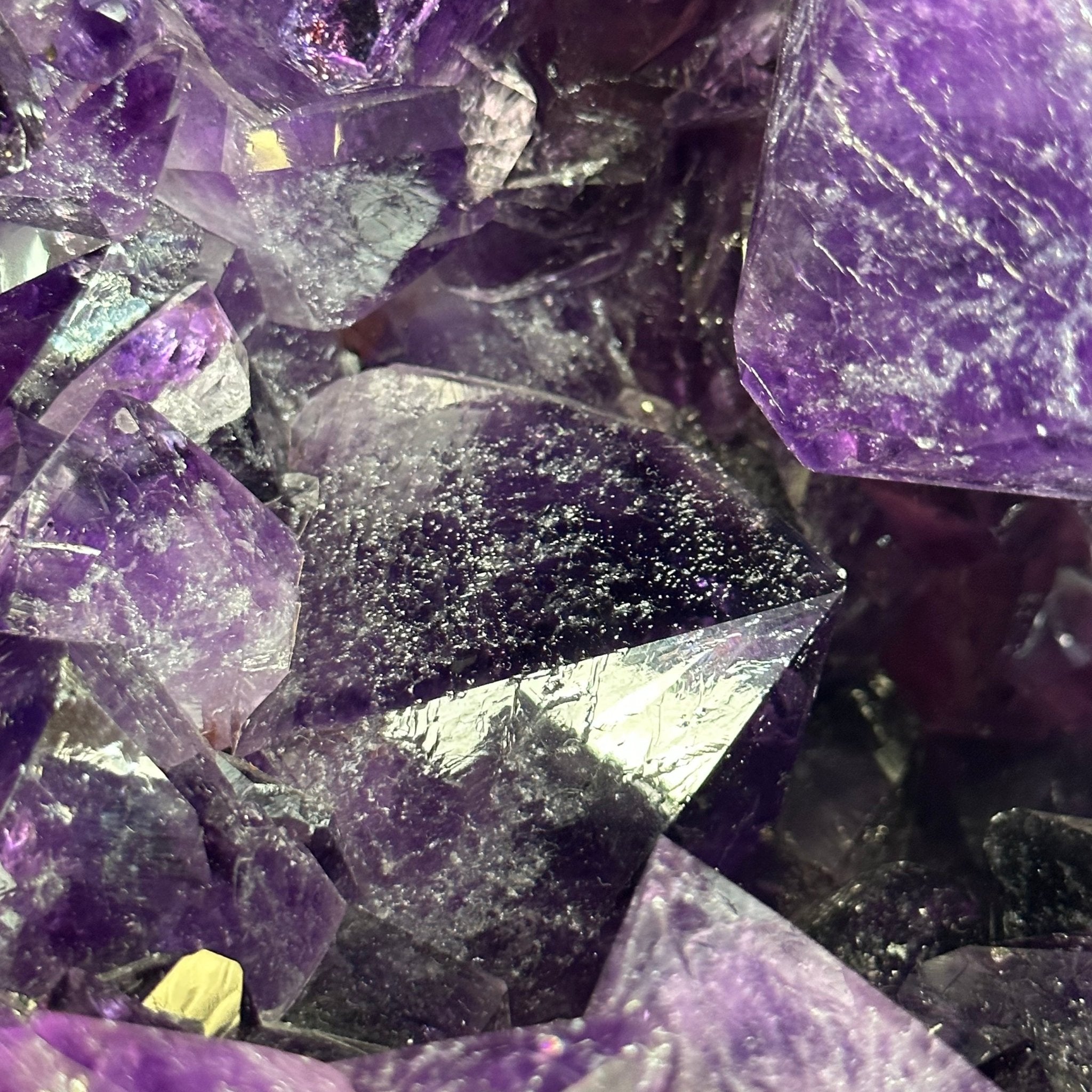 Extra Plus Quality Polished Brazilian Amethyst Cathedral, 165.3 lbs & 25.25" tall Model #5602-0019 by Brazil Gems - Brazil GemsBrazil GemsExtra Plus Quality Polished Brazilian Amethyst Cathedral, 165.3 lbs & 25.25" tall Model #5602-0019 by Brazil GemsPolished Cathedrals5602-0019