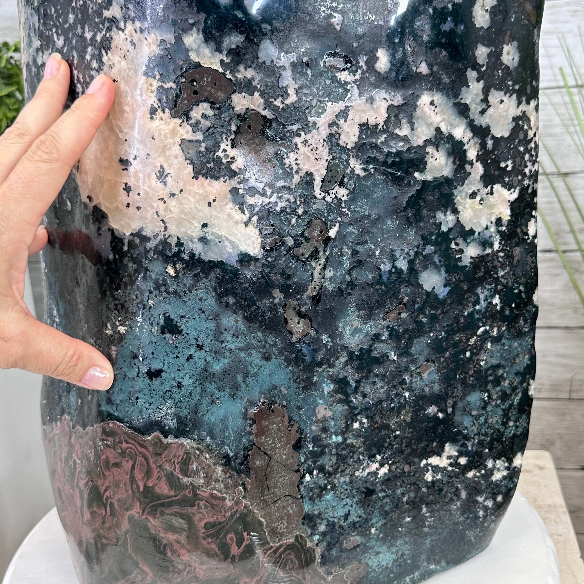 Extra Plus Quality Polished Brazilian Amethyst Cathedral, 96.2 lbs & 27.75" tall Model #5602-0057 by Brazil Gems - Brazil GemsBrazil GemsExtra Plus Quality Polished Brazilian Amethyst Cathedral, 96.2 lbs & 27.75" tall Model #5602-0057 by Brazil GemsPolished Cathedrals5602-0057