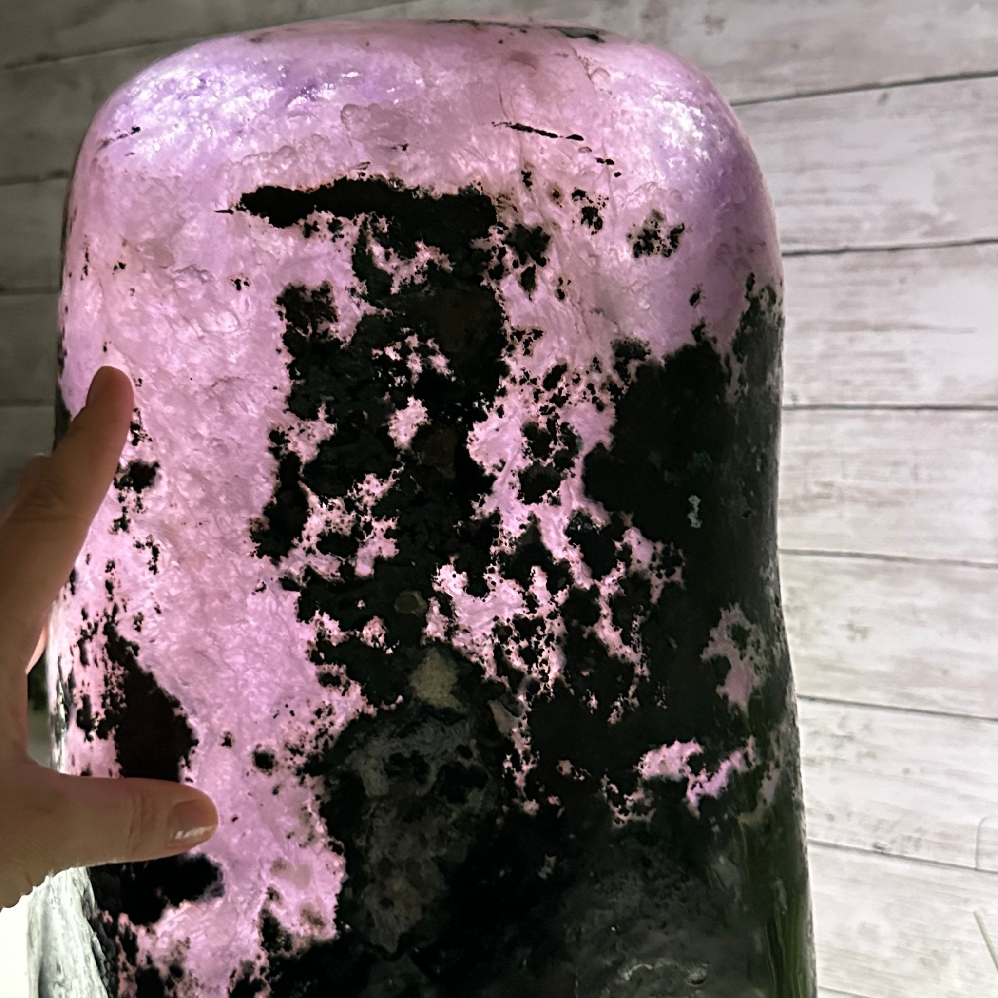Extra Plus Quality Polished Brazilian Amethyst Cathedral, 96.2 lbs & 27.75" tall Model #5602-0057 by Brazil Gems - Brazil GemsBrazil GemsExtra Plus Quality Polished Brazilian Amethyst Cathedral, 96.2 lbs & 27.75" tall Model #5602-0057 by Brazil GemsPolished Cathedrals5602-0057