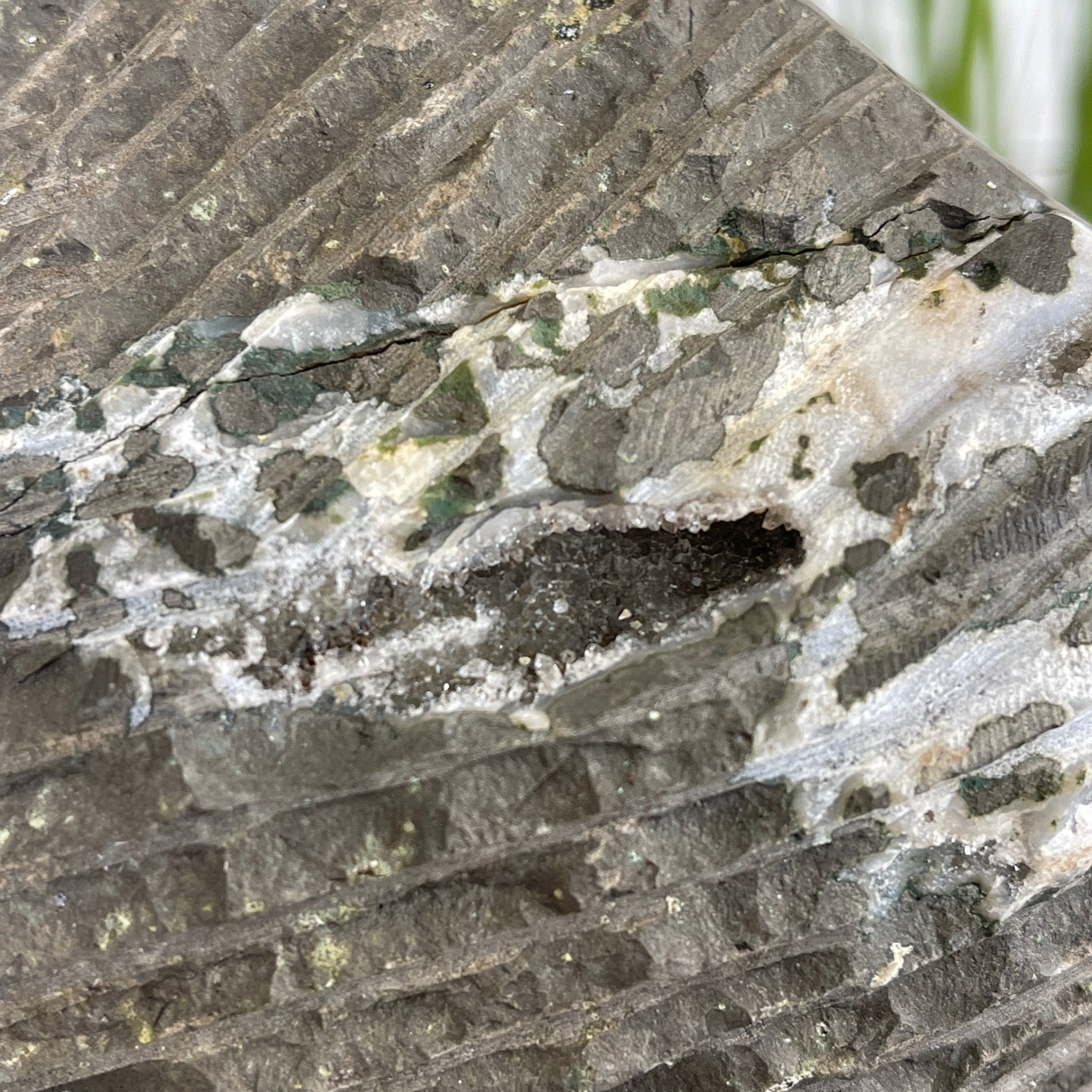 Extra Plus Quality Unique Uruguayan Amethyst Geode, 6.75” tall & 21.3 lbs #5520-0021 by Brazil Gems - Brazil GemsBrazil GemsExtra Plus Quality Unique Uruguayan Amethyst Geode, 6.75” tall & 21.3 lbs #5520-0021 by Brazil GemsClusters: Unique & Freeform5520-0021