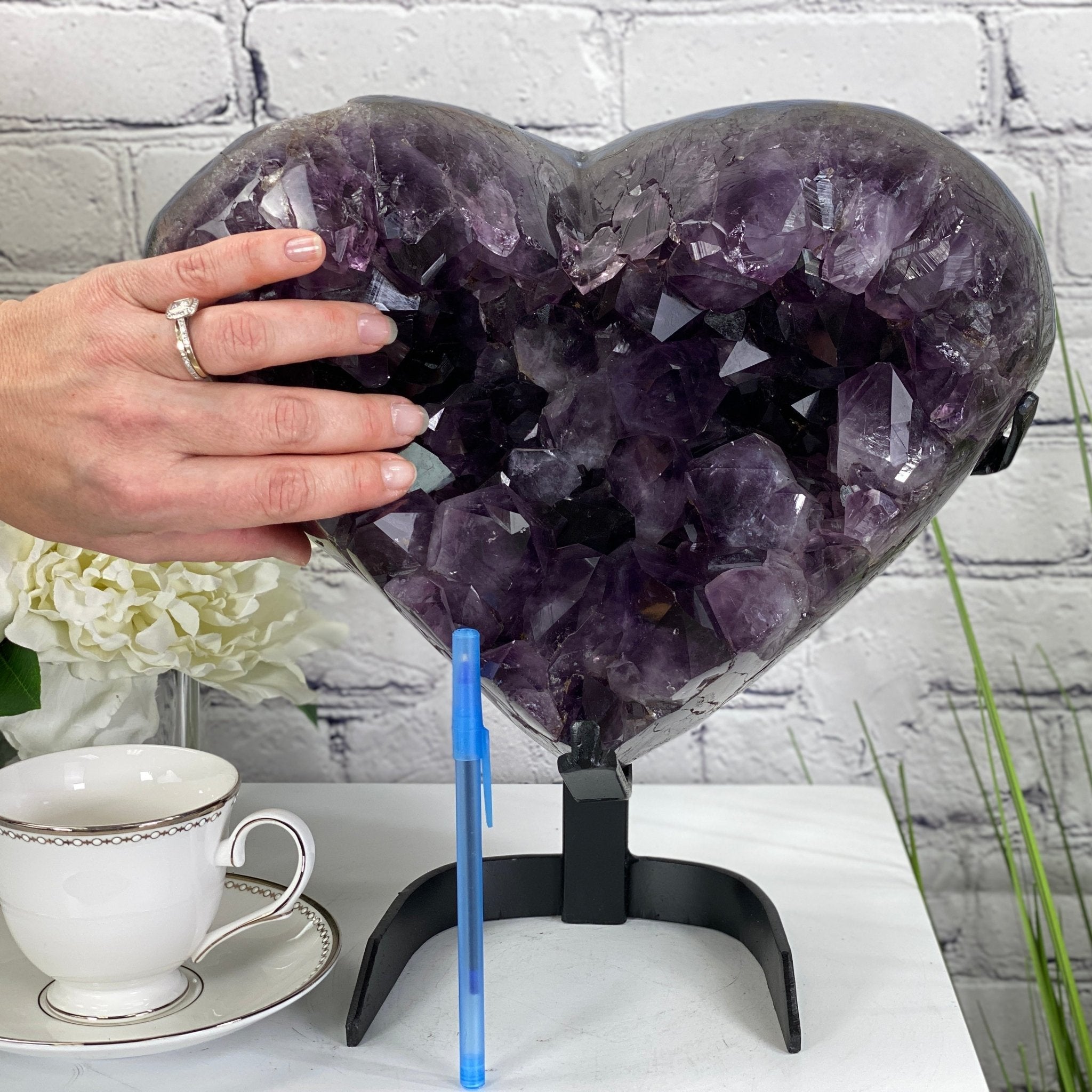 Extra Quality Amethyst Heart Geode, metal stand, 12.25" Tall & 22.1 lbs #5463-0120 by Brazil Gems - Brazil GemsBrazil GemsExtra Quality Amethyst Heart Geode, metal stand, 12.25" Tall & 22.1 lbs #5463-0120 by Brazil GemsHearts5463-0120