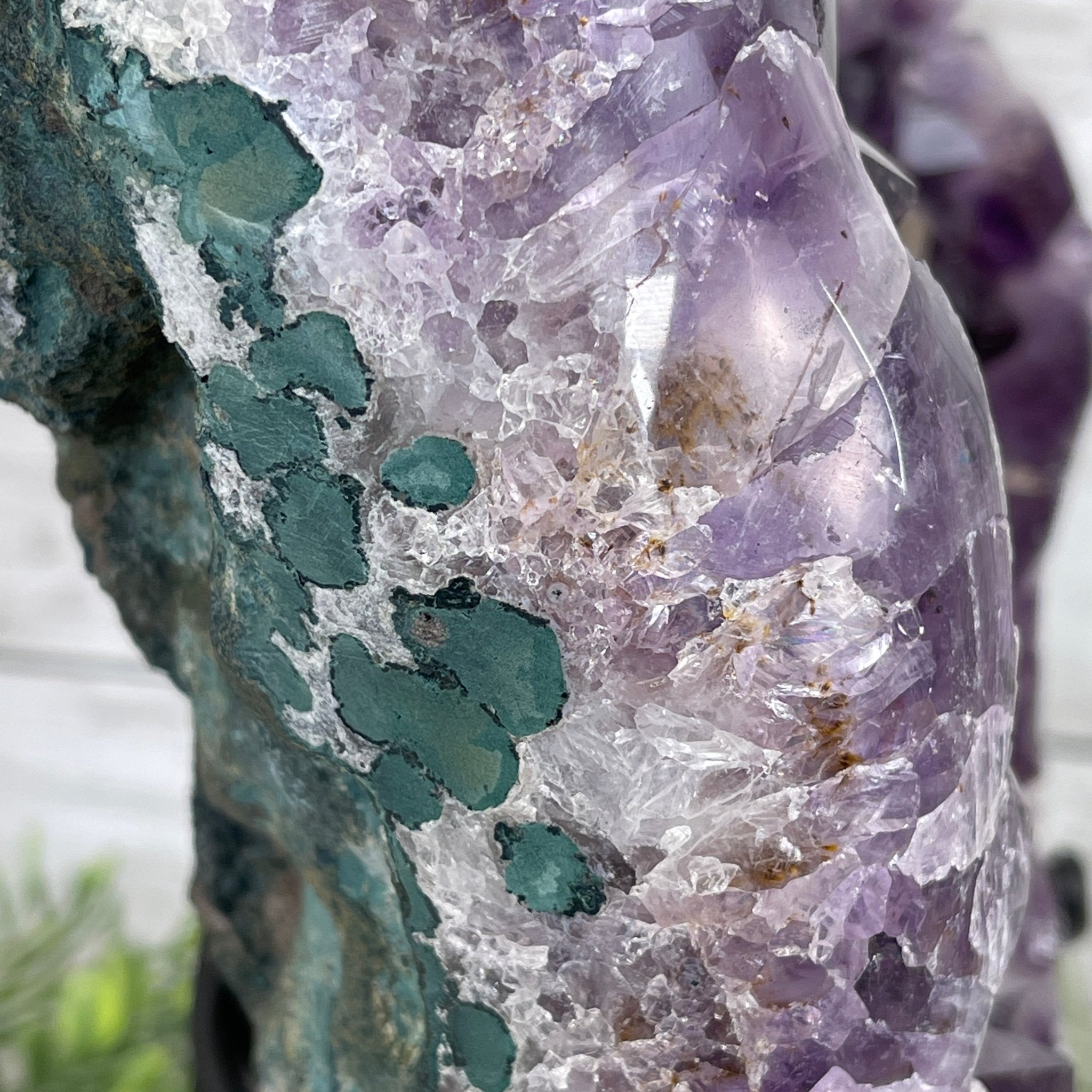 Extra Quality Amethyst Heart Geode, metal stand, 13 lbs & 11.25" Tall #5463-0196 by Brazil Gems - Brazil GemsBrazil GemsExtra Quality Amethyst Heart Geode, metal stand, 13 lbs & 11.25" Tall #5463-0196 by Brazil GemsHearts5463-0196