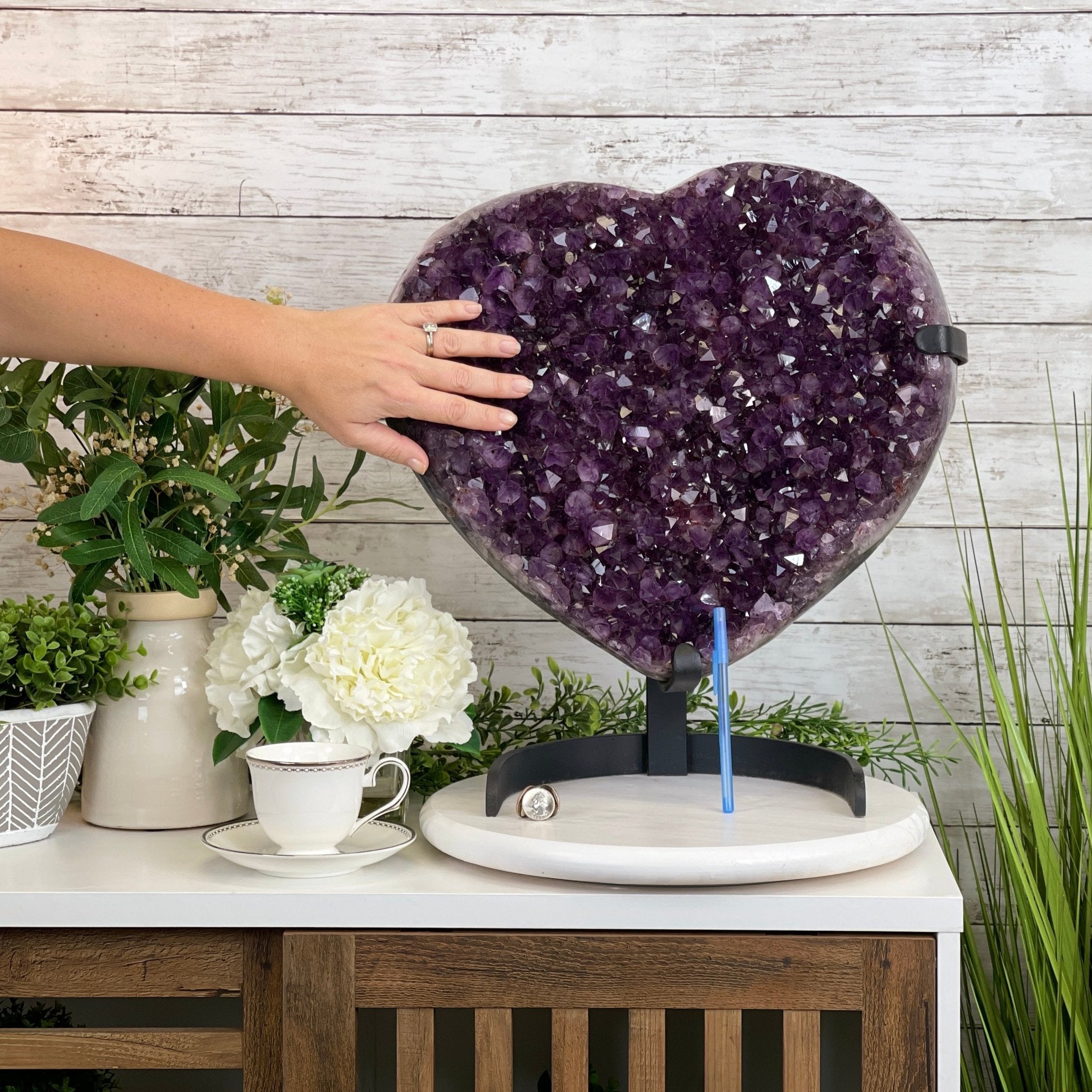 Extra Quality Amethyst Heart Geode, metal stand, 50 lbs & 19" Tall #5463-0190 by Brazil Gems - Brazil GemsBrazil GemsExtra Quality Amethyst Heart Geode, metal stand, 50 lbs & 19" Tall #5463-0190 by Brazil GemsHearts5463-0190