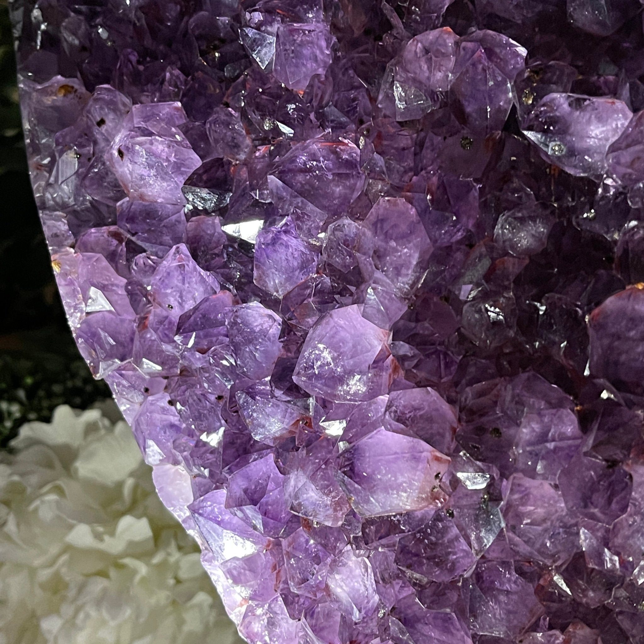 Extra Quality Amethyst Heart Geode, metal stand, 50 lbs & 19" Tall #5463-0190 by Brazil Gems - Brazil GemsBrazil GemsExtra Quality Amethyst Heart Geode, metal stand, 50 lbs & 19" Tall #5463-0190 by Brazil GemsHearts5463-0190
