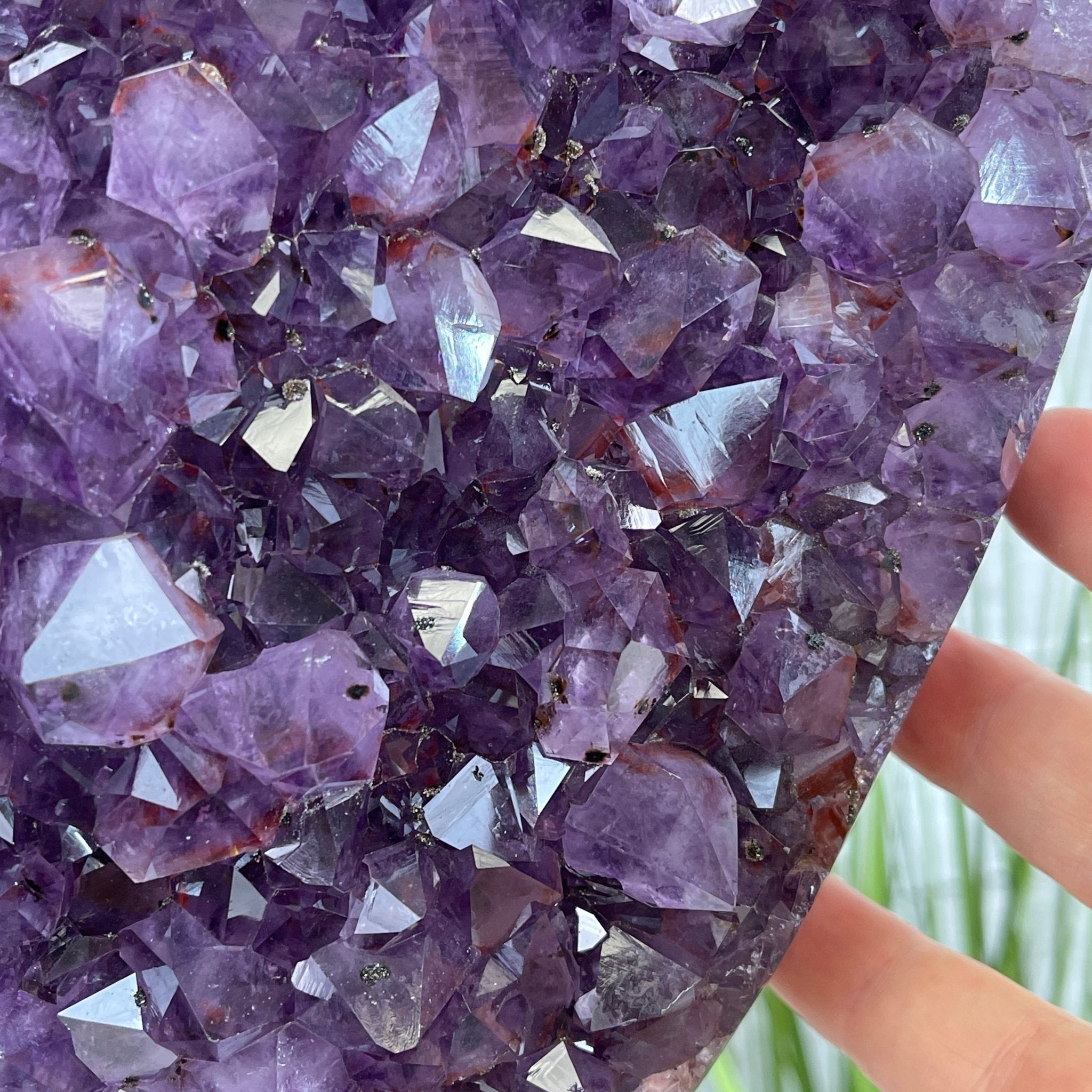 Extra Quality Amethyst Heart Geode, metal stand, 50 lbs & 19" Tall #5463-0190 by Brazil Gems - Brazil GemsBrazil GemsExtra Quality Amethyst Heart Geode, metal stand, 50 lbs & 19" Tall #5463-0190 by Brazil GemsHearts5463-0190