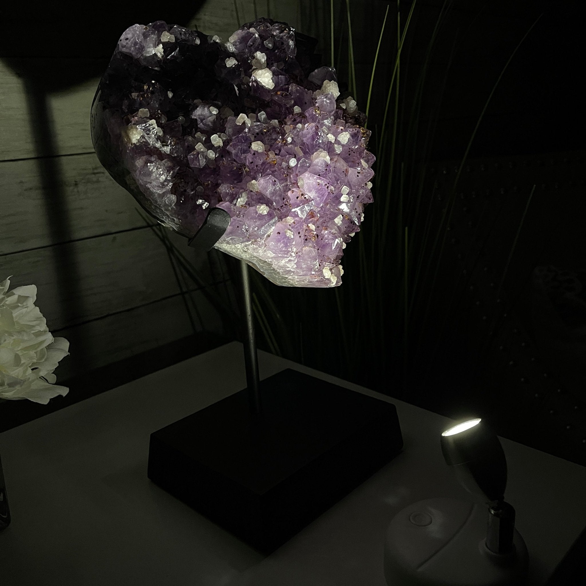 Extra Quality Amethyst Heart Geode, metal & wood stand, 13" Tall & 7 lbs #5463-0182 by Brazil Gems - Brazil GemsBrazil GemsExtra Quality Amethyst Heart Geode, metal & wood stand, 13" Tall & 7 lbs #5463-0182 by Brazil GemsHearts5463-0182