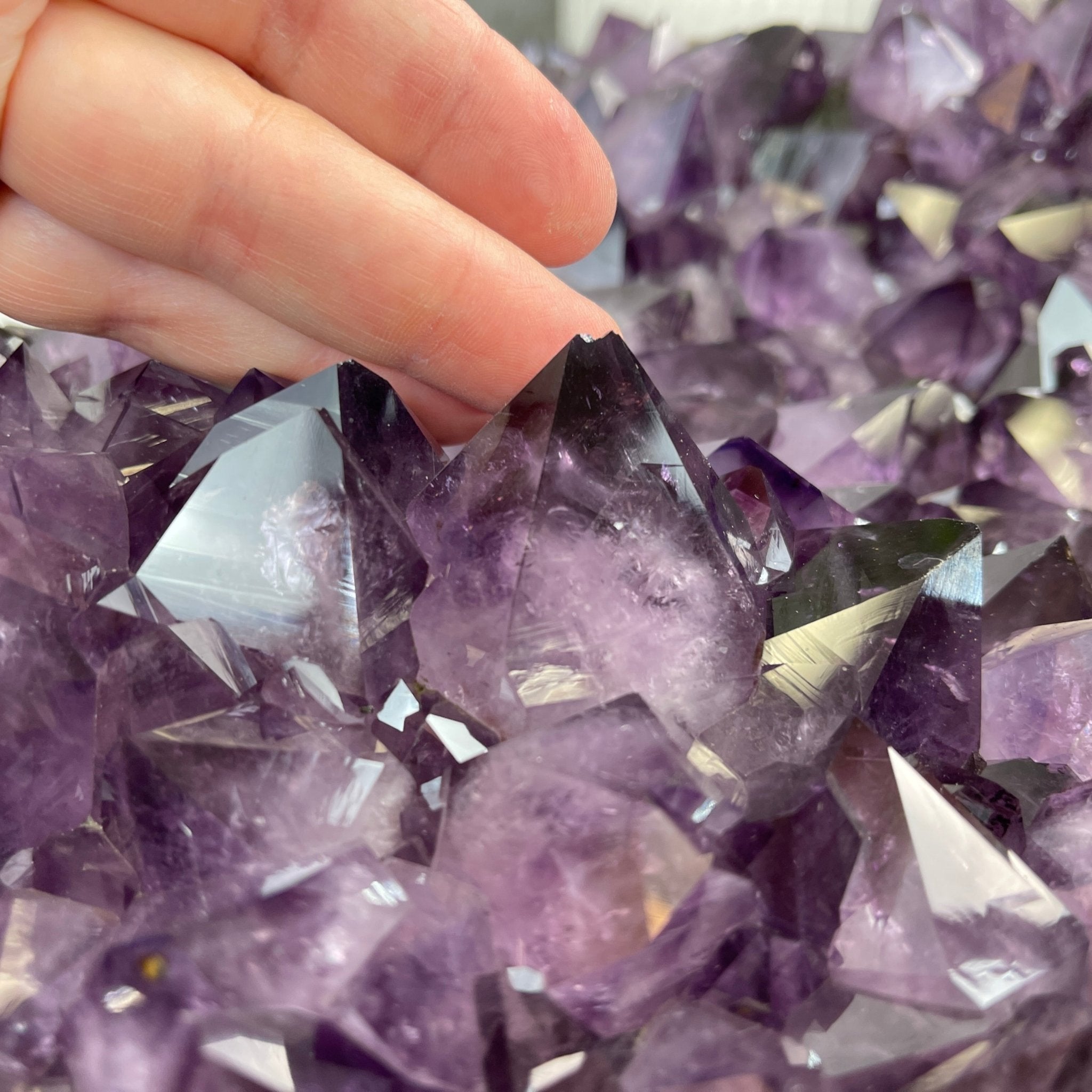 Extra Quality Brazilian Amethyst Coffee Table, 102.1 lbs & 16" tall #1385-0076 by Brazil Gems - Brazil GemsBrazil GemsExtra Quality Brazilian Amethyst Coffee Table, 102.1 lbs & 16" tall #1385-0076 by Brazil GemsTables: Coffee1385-0076