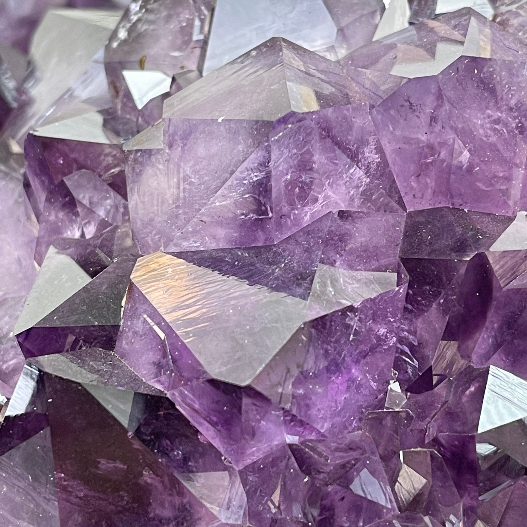 Extra Quality Brazilian Amethyst Coffee Table, 102.1 lbs & 16" tall #1385-0076 by Brazil Gems - Brazil GemsBrazil GemsExtra Quality Brazilian Amethyst Coffee Table, 102.1 lbs & 16" tall #1385-0076 by Brazil GemsTables: Coffee1385-0076