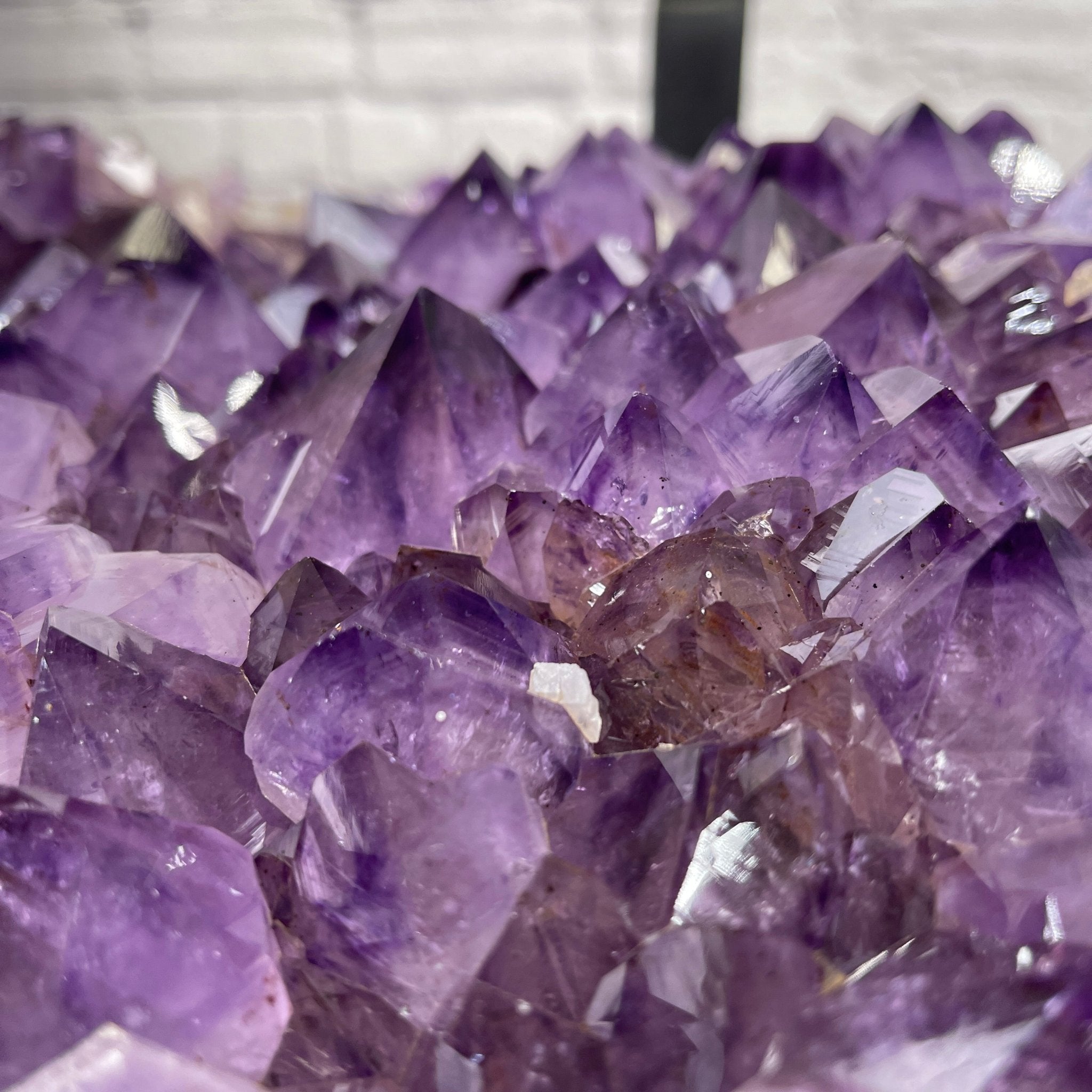 Extra Quality Brazilian Amethyst Coffee Table, 103.6 lbs & 16" tall #1385-0048 by Brazil Gems - Brazil GemsBrazil GemsExtra Quality Brazilian Amethyst Coffee Table, 103.6 lbs & 16" tall #1385-0048 by Brazil GemsTables: Coffee1385-0048