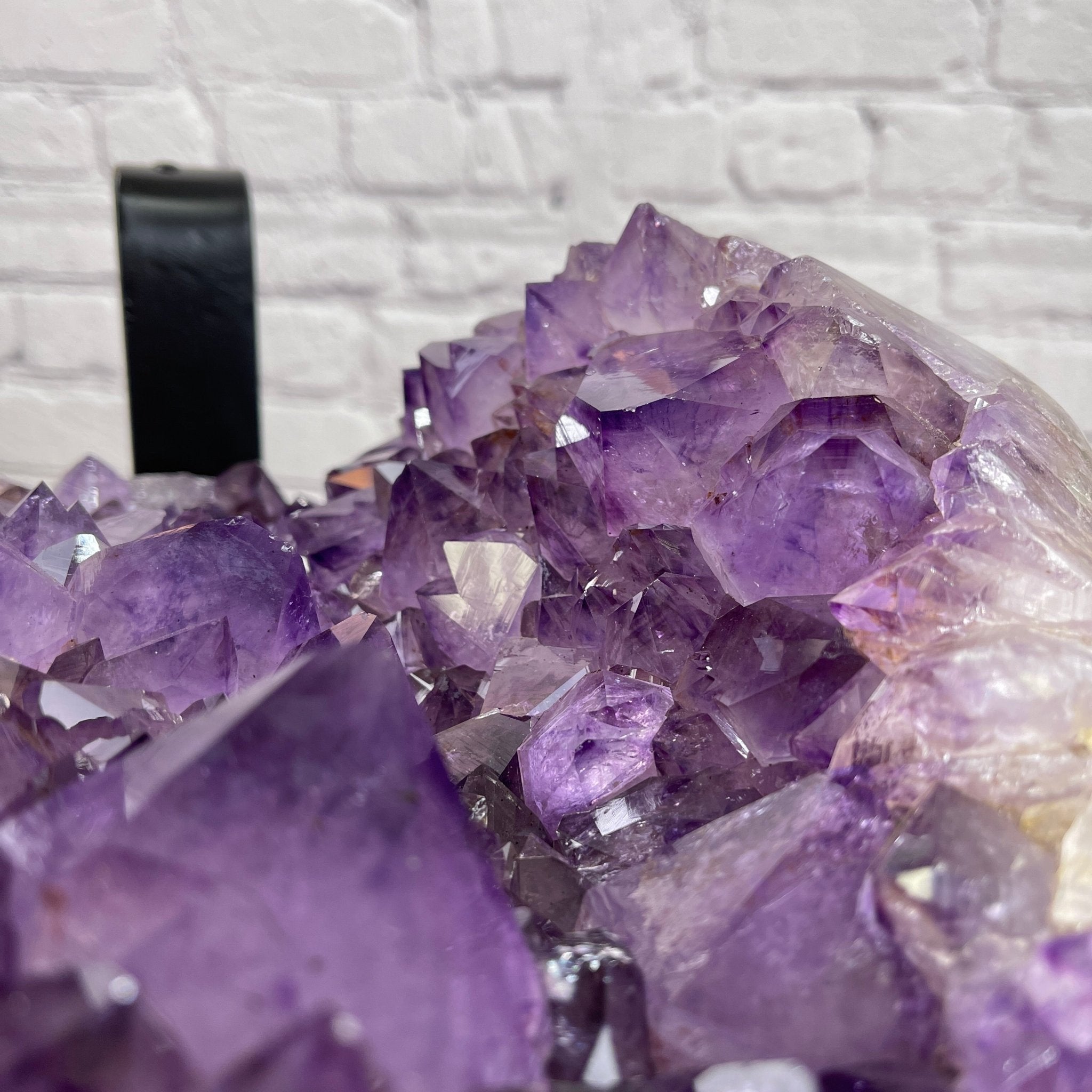 Extra Quality Brazilian Amethyst Coffee Table, 103.6 lbs & 16" tall #1385-0048 by Brazil Gems - Brazil GemsBrazil GemsExtra Quality Brazilian Amethyst Coffee Table, 103.6 lbs & 16" tall #1385-0048 by Brazil GemsTables: Coffee1385-0048