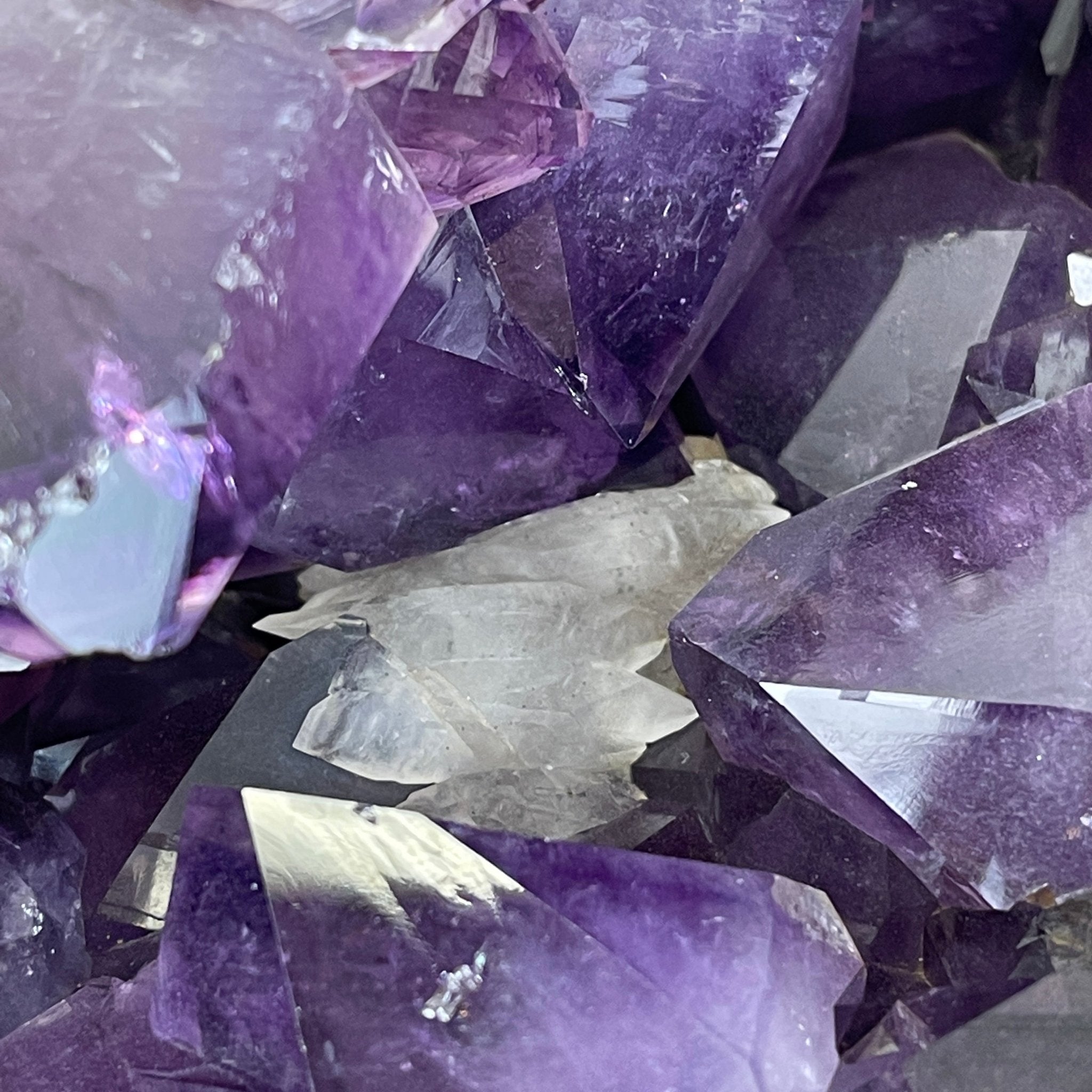 Extra Quality Brazilian Amethyst Coffee Table, 116.6 lbs & 16" tall #1385-0075 by Brazil Gems - Brazil GemsBrazil GemsExtra Quality Brazilian Amethyst Coffee Table, 116.6 lbs & 16" tall #1385-0075 by Brazil GemsTables: Coffee1385-0075