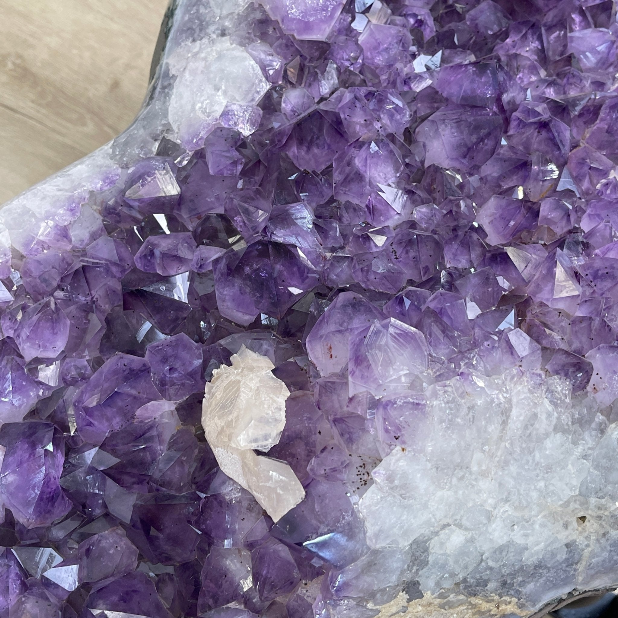 Extra Quality Brazilian Amethyst Coffee Table, 196.2 lbs & 16" tall Model #1385-0071 by Brazil Gems - Brazil GemsBrazil GemsExtra Quality Brazilian Amethyst Coffee Table, 196.2 lbs & 16" tall Model #1385-0071 by Brazil GemsTables: Coffee1385-0071