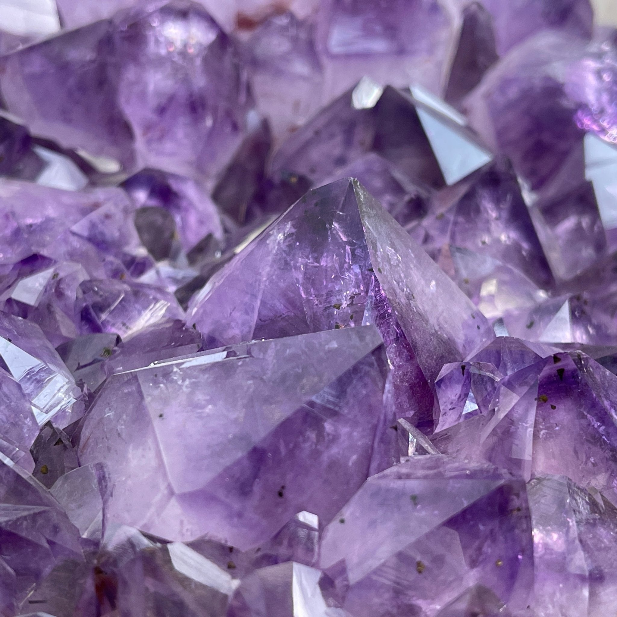 Extra Quality Brazilian Amethyst Coffee Table, 196.2 lbs & 16" tall Model #1385-0071 by Brazil Gems - Brazil GemsBrazil GemsExtra Quality Brazilian Amethyst Coffee Table, 196.2 lbs & 16" tall Model #1385-0071 by Brazil GemsTables: Coffee1385-0071