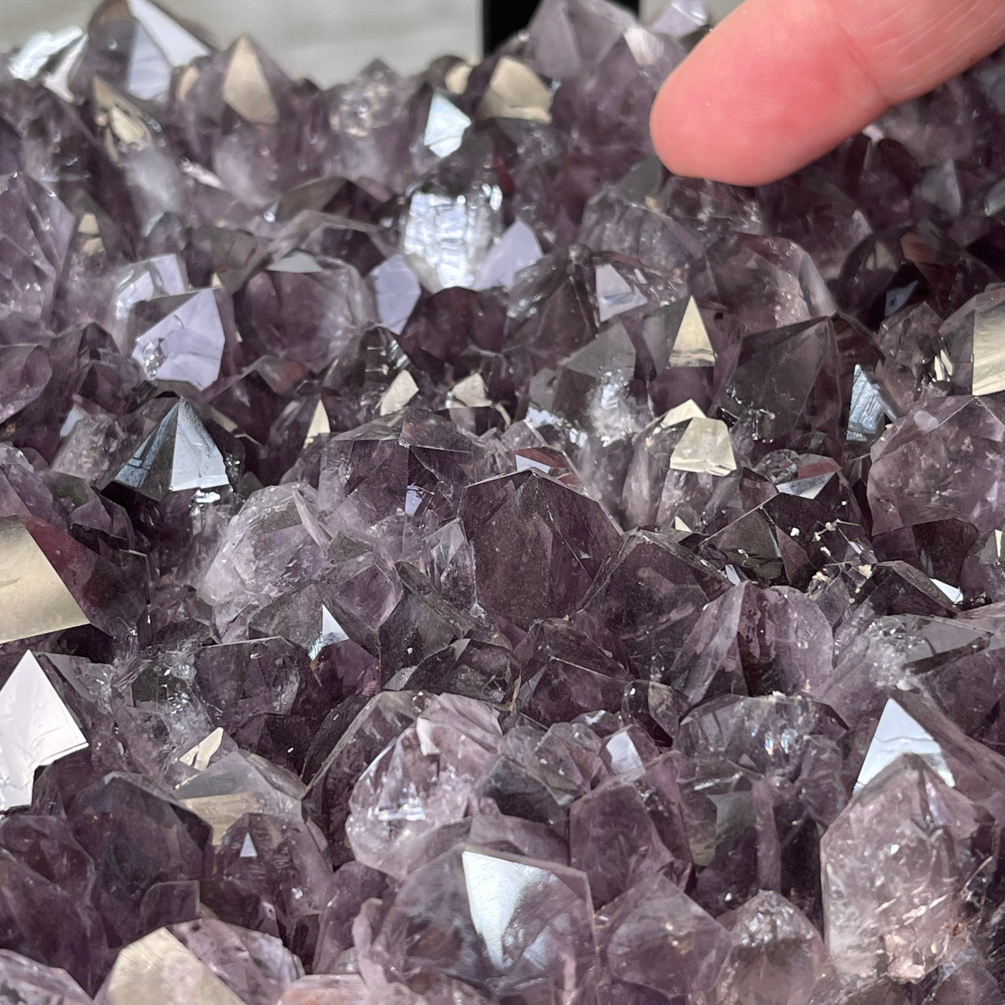 Extra Quality Brazilian Amethyst Geode Side Table, 45.2 lbs, 23.75" tall on a metal base #1384-0019 by Brazil Gems - Brazil GemsBrazil GemsExtra Quality Brazilian Amethyst Geode Side Table, 45.2 lbs, 23.75" tall on a metal base #1384-0019 by Brazil GemsTables: Side1384-0019