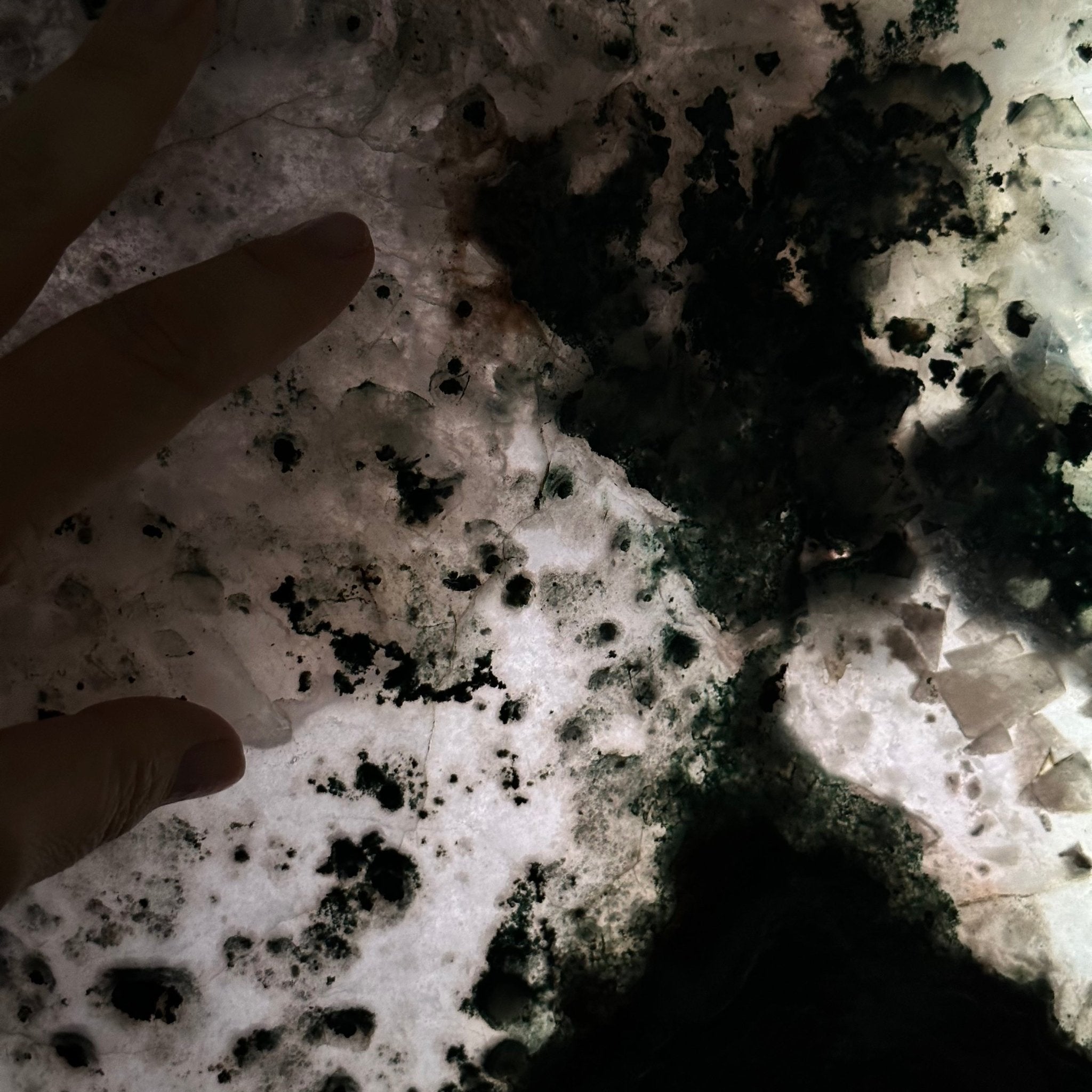 Extra Quality Polished Brazilian Amethyst Cathedral, 103.3 lbs & 18.9" tall Model #5602-0199 by Brazil Gems - Brazil GemsBrazil GemsExtra Quality Polished Brazilian Amethyst Cathedral, 103.3 lbs & 18.9" tall Model #5602-0199 by Brazil GemsPolished Cathedrals5602-0199