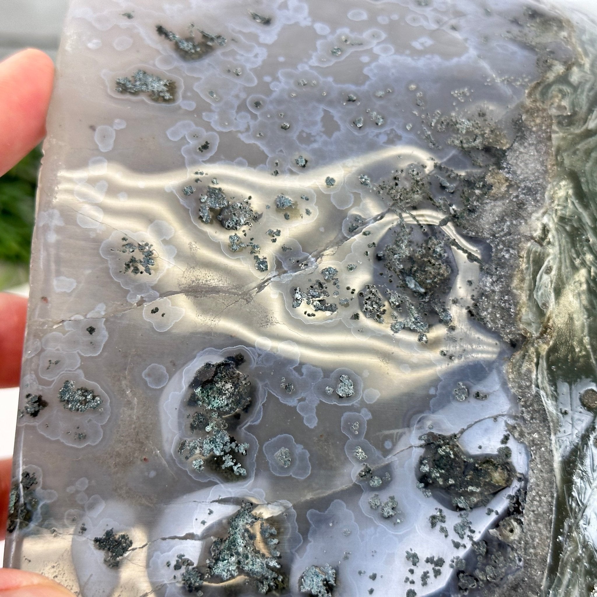 Extra Quality Polished Brazilian Amethyst Cathedral, 16.9 lbs & 6.6" tall Model #5602-0172 by Brazil Gems - Brazil GemsBrazil GemsExtra Quality Polished Brazilian Amethyst Cathedral, 16.9 lbs & 6.6" tall Model #5602-0172 by Brazil GemsPolished Cathedrals5602-0172