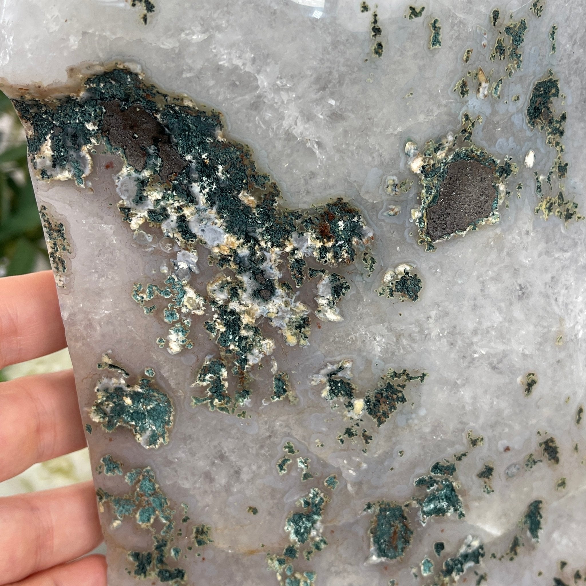 Extra Quality Polished Brazilian Amethyst Cathedral, 80.9 lbs & 15.5" tall Model #5602-0105 by Brazil Gems - Brazil GemsBrazil GemsExtra Quality Polished Brazilian Amethyst Cathedral, 80.9 lbs & 15.5" tall Model #5602-0105 by Brazil GemsPolished Cathedrals5602-0105