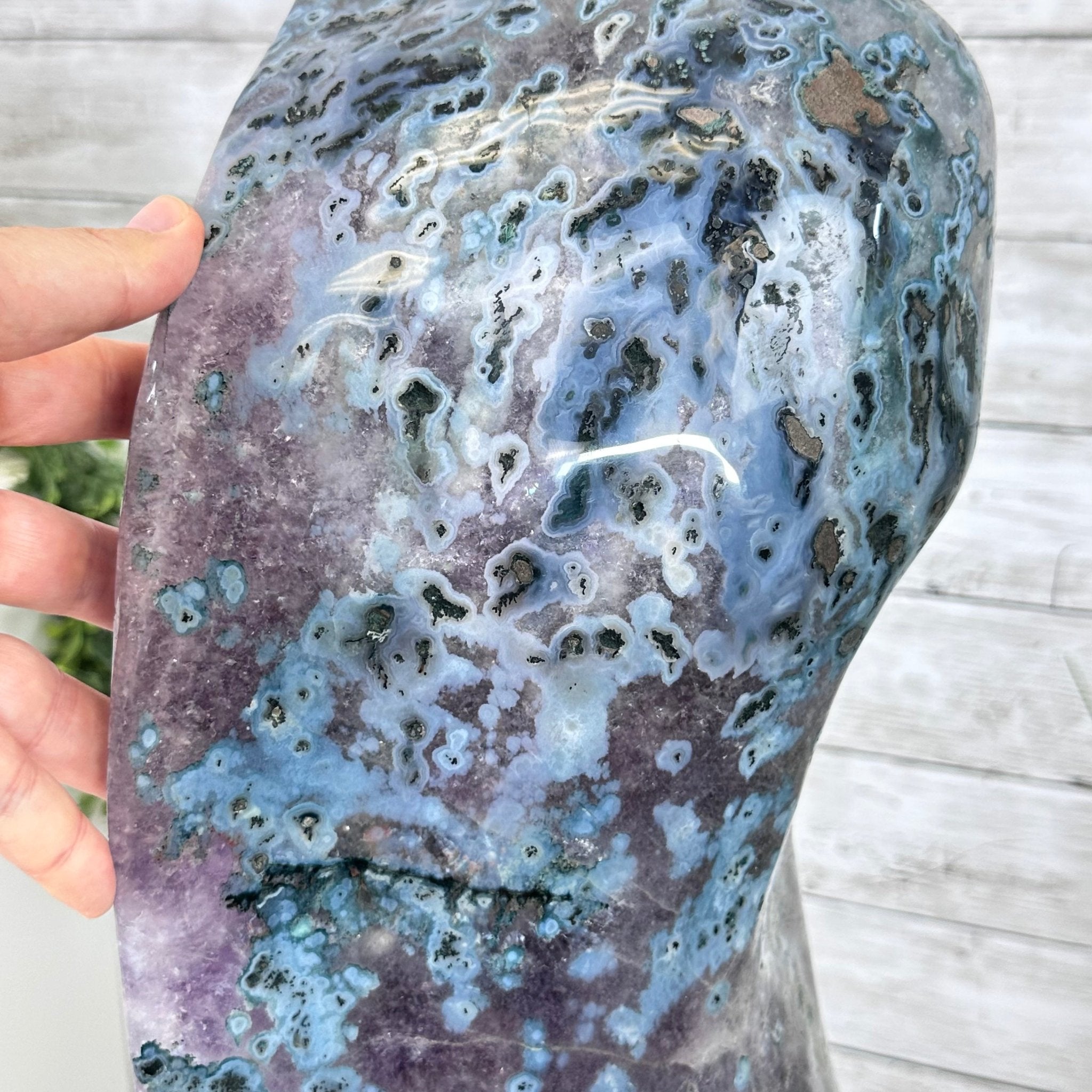 Extra Quality Polished Brazilian Amethyst Cathedral, 83.8 lbs & 23" tall Model #5602-0008 by Brazil Gems - Brazil GemsBrazil GemsExtra Quality Polished Brazilian Amethyst Cathedral, 83.8 lbs & 23" tall Model #5602-0008 by Brazil GemsPolished Cathedrals5602-0008