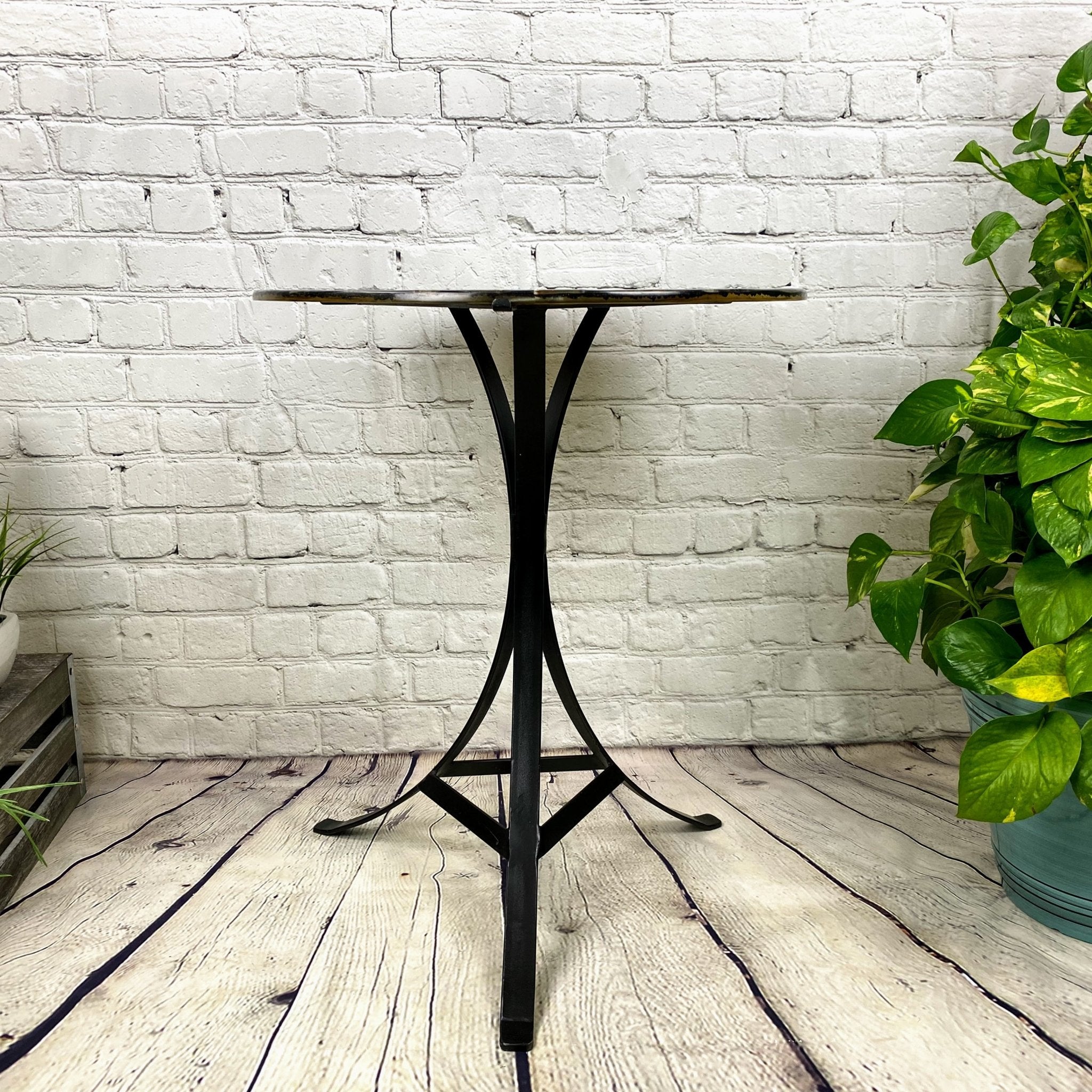 Handmade Natural Agate Round Side Table, black metal base, 22" diameter, 26" tall #1002-0004 - Brazil GemsBrazil GemsHandmade Natural Agate Round Side Table, black metal base, 22" diameter, 26" tall #1002-0004Tables: Side1002-0004