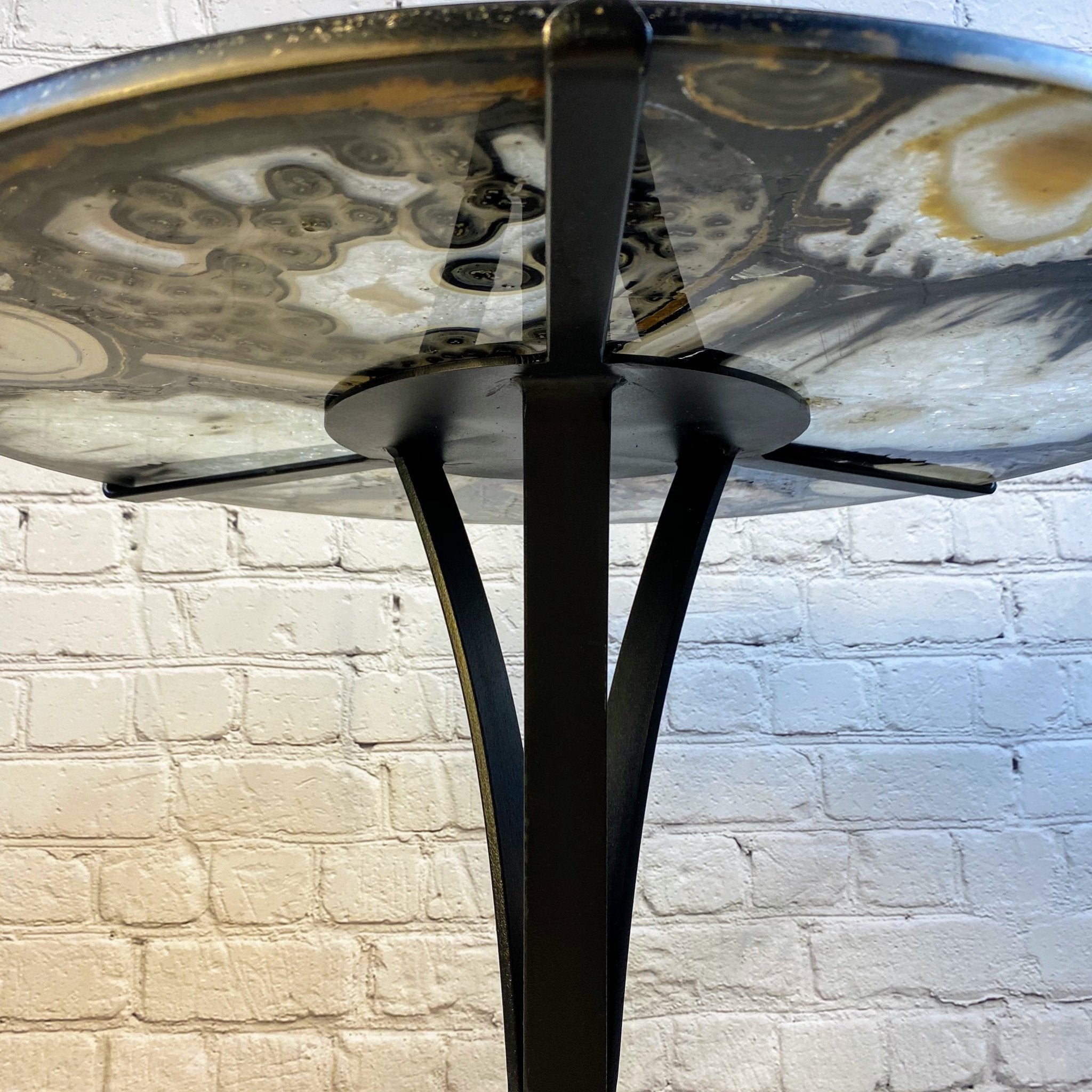 Handmade Natural Agate Round Side Table, metal base, 22" diameter, 26" tall Model #1002-0005 - Brazil GemsBrazil GemsHandmade Natural Agate Round Side Table, metal base, 22" diameter, 26" tall Model #1002-0005Tables: Side1002-0005