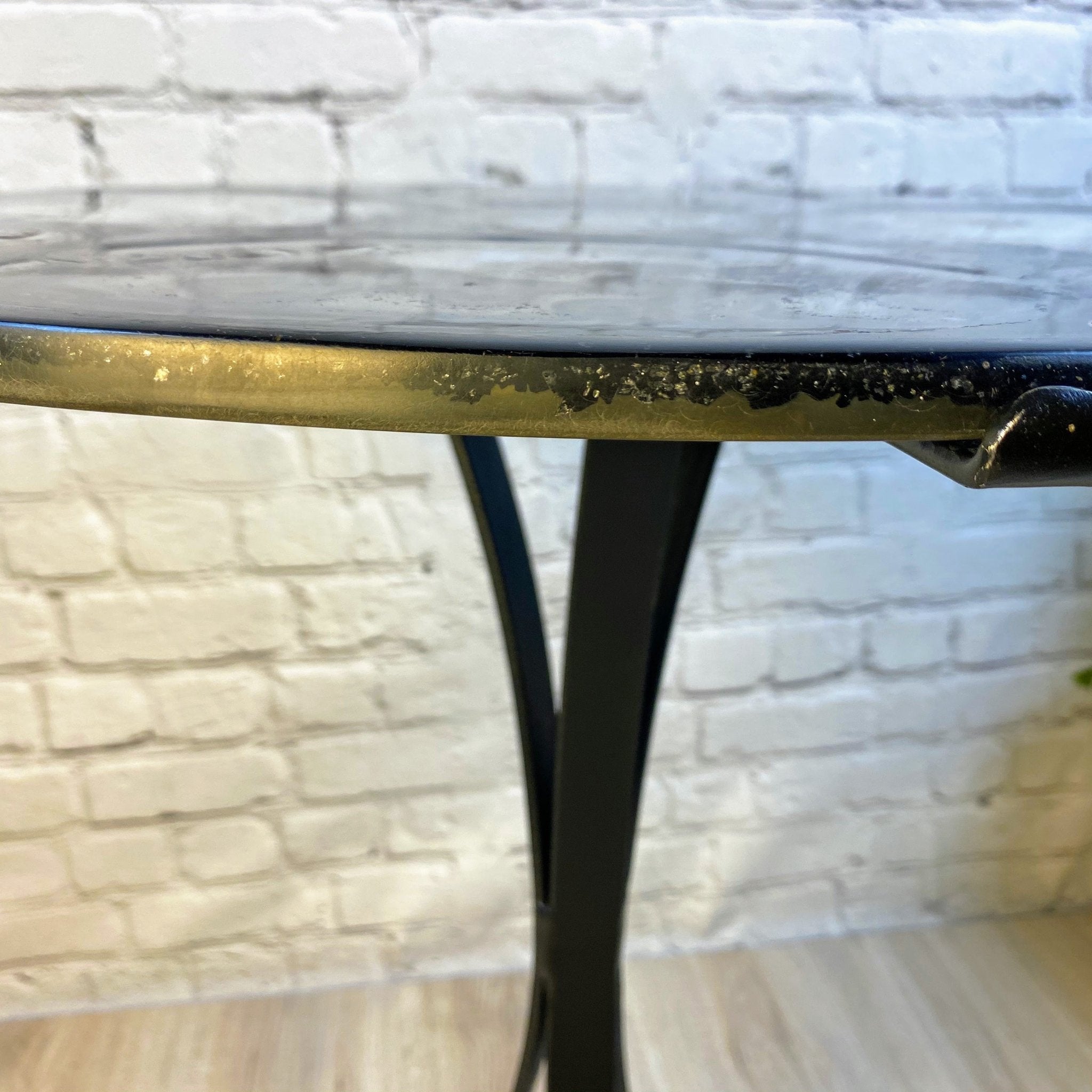 Handmade Natural Agate Round Side Table, metal base, 22" diameter, 26" tall Model #1002-0005 - Brazil GemsBrazil GemsHandmade Natural Agate Round Side Table, metal base, 22" diameter, 26" tall Model #1002-0005Tables: Side1002-0005