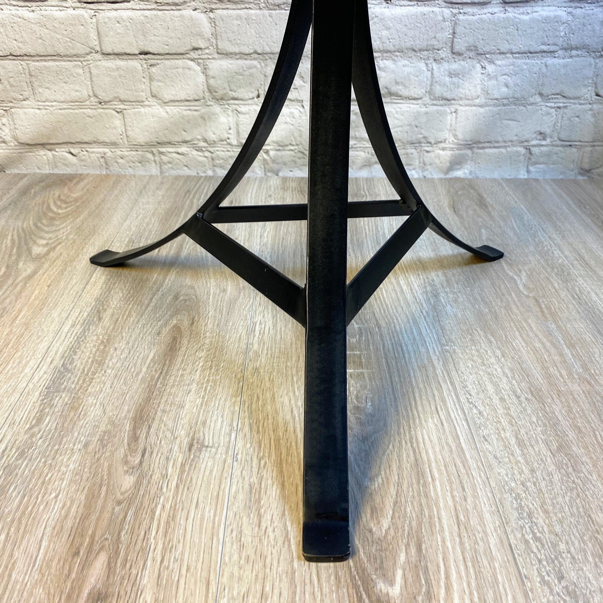 Handmade Natural Agate Round Side Table, metal base, 22" diameter, 26" tall Model #1002-0005 - Brazil GemsBrazil GemsHandmade Natural Agate Round Side Table, metal base, 22" diameter, 26" tall Model #1002-0005Tables: Side1002-0005