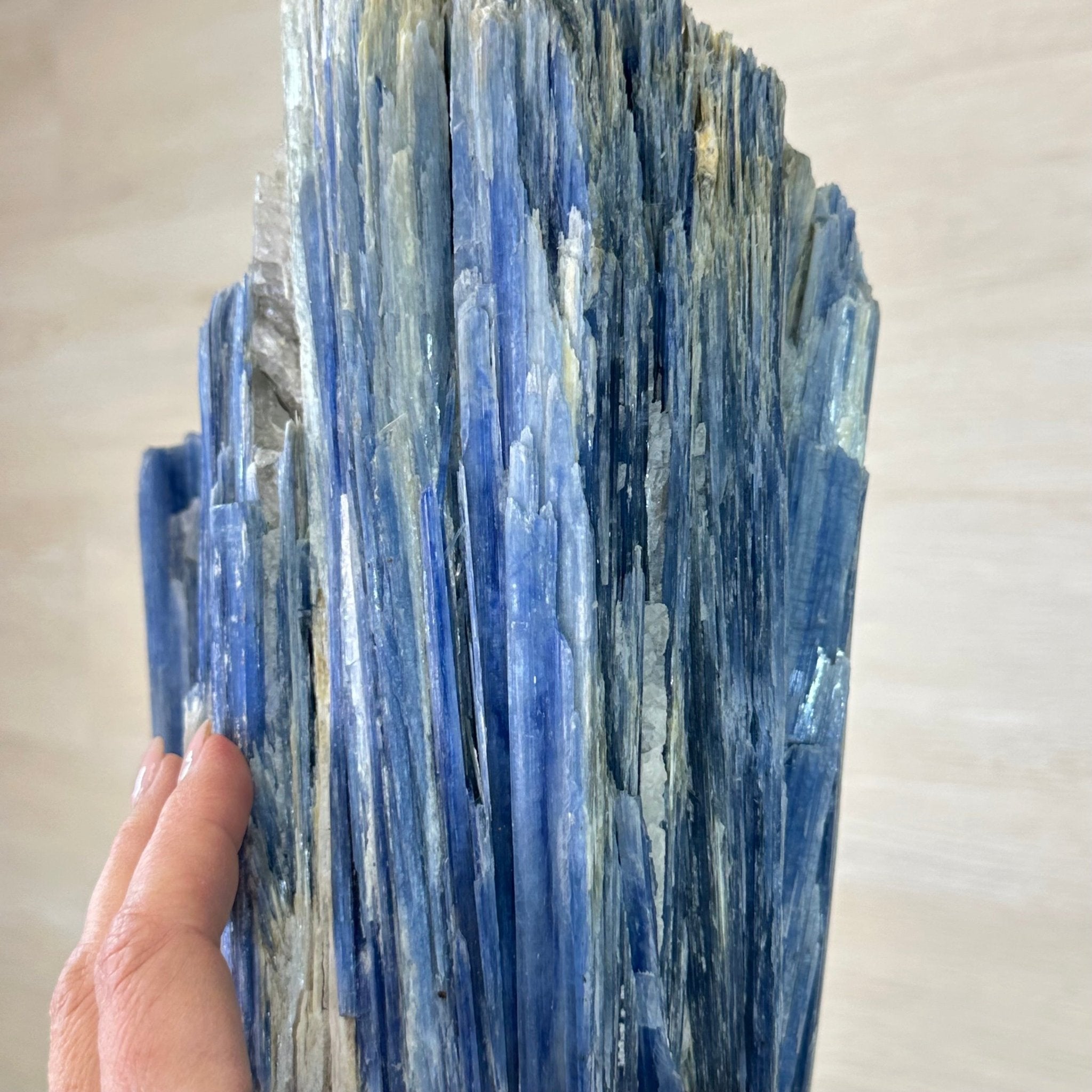 Large Kyanite Crystal on Rotating Stand, 45.6 lbs and 30.9" Tall #6011 - 0002 - Brazil GemsBrazil GemsLarge Kyanite Crystal on Rotating Stand, 45.6 lbs and 30.9" Tall #6011 - 0002Clusters on Rotating Bases6011 - 0002