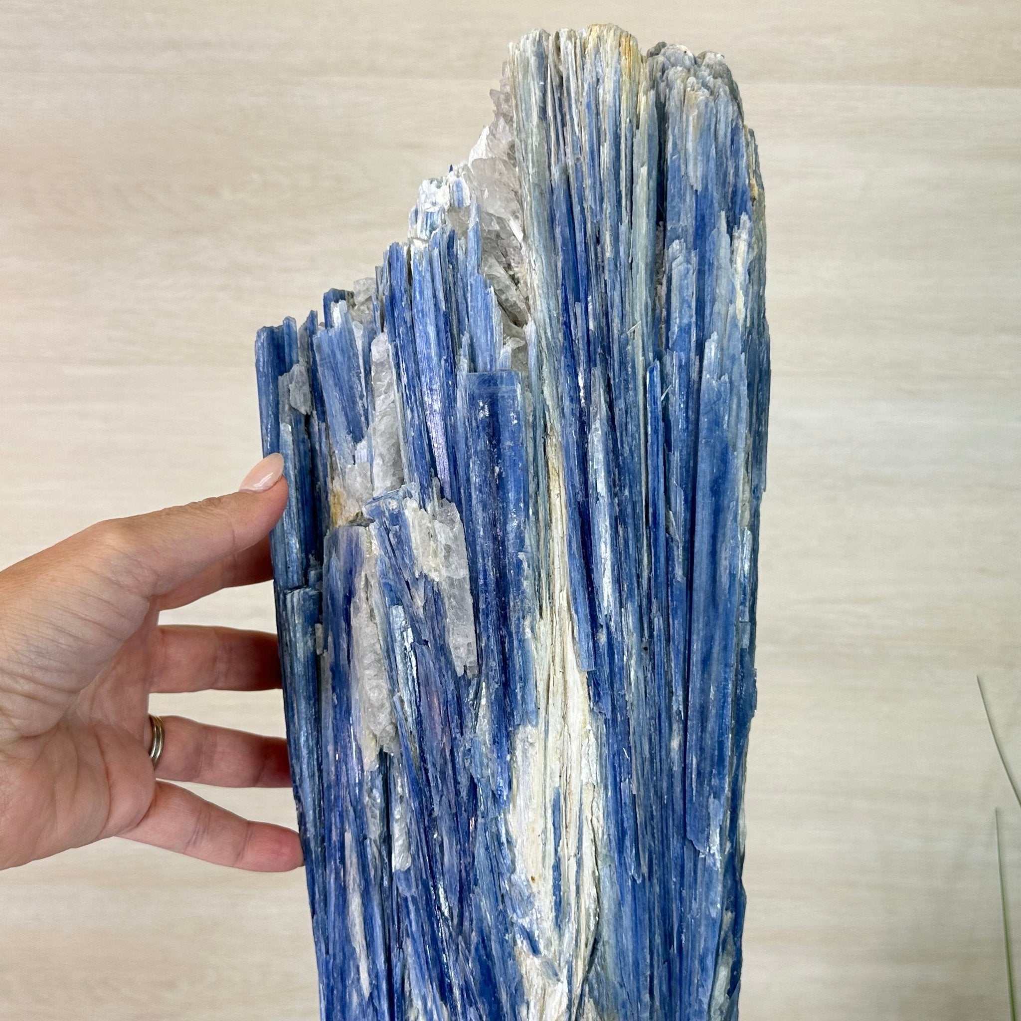 Large Kyanite Crystal on Rotating Stand, 45.6 lbs and 30.9" Tall #6011 - 0002 - Brazil GemsBrazil GemsLarge Kyanite Crystal on Rotating Stand, 45.6 lbs and 30.9" Tall #6011 - 0002Clusters on Rotating Bases6011 - 0002